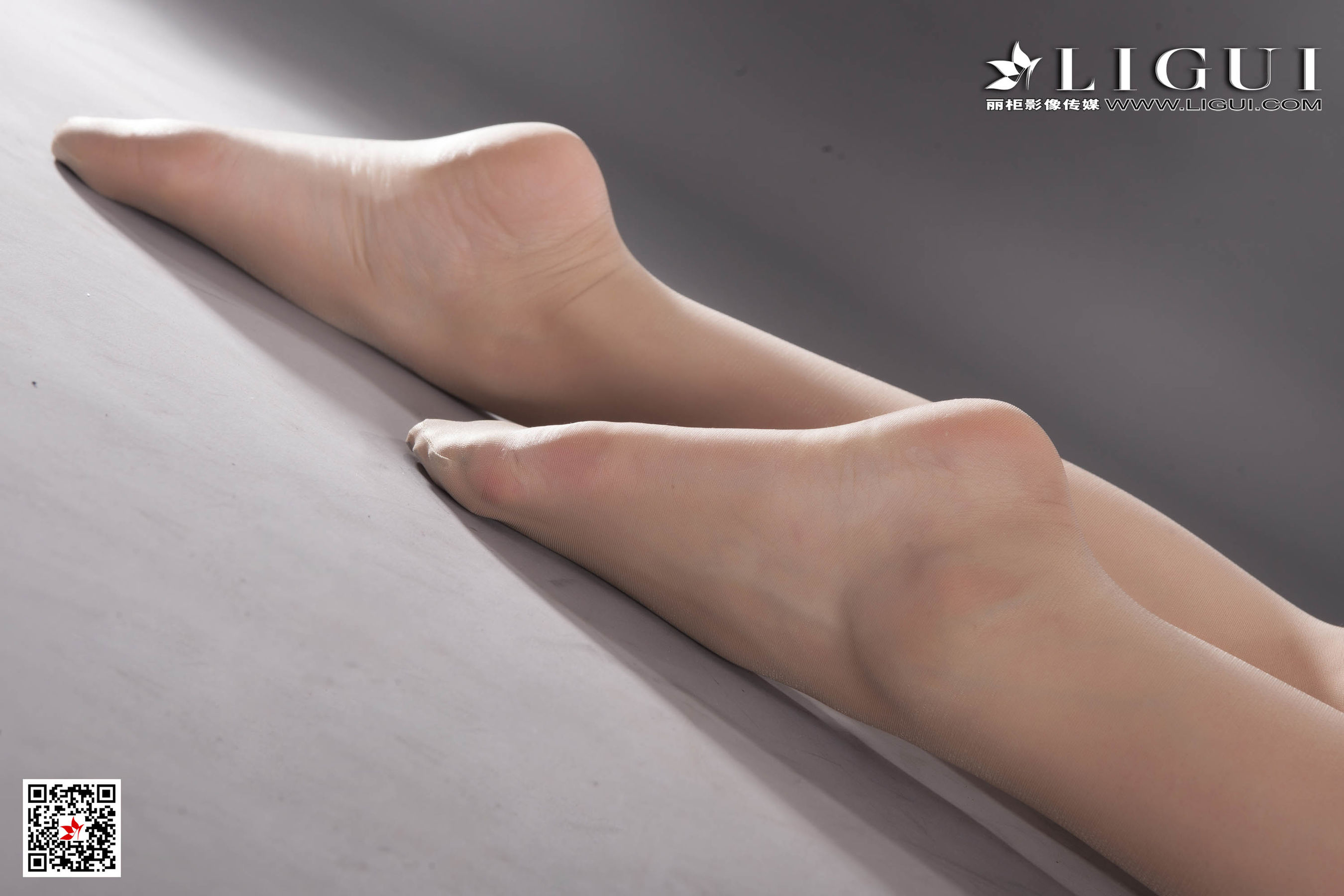 [丽柜Ligui] Model 媛媛 《棚拍丽人》 写真集