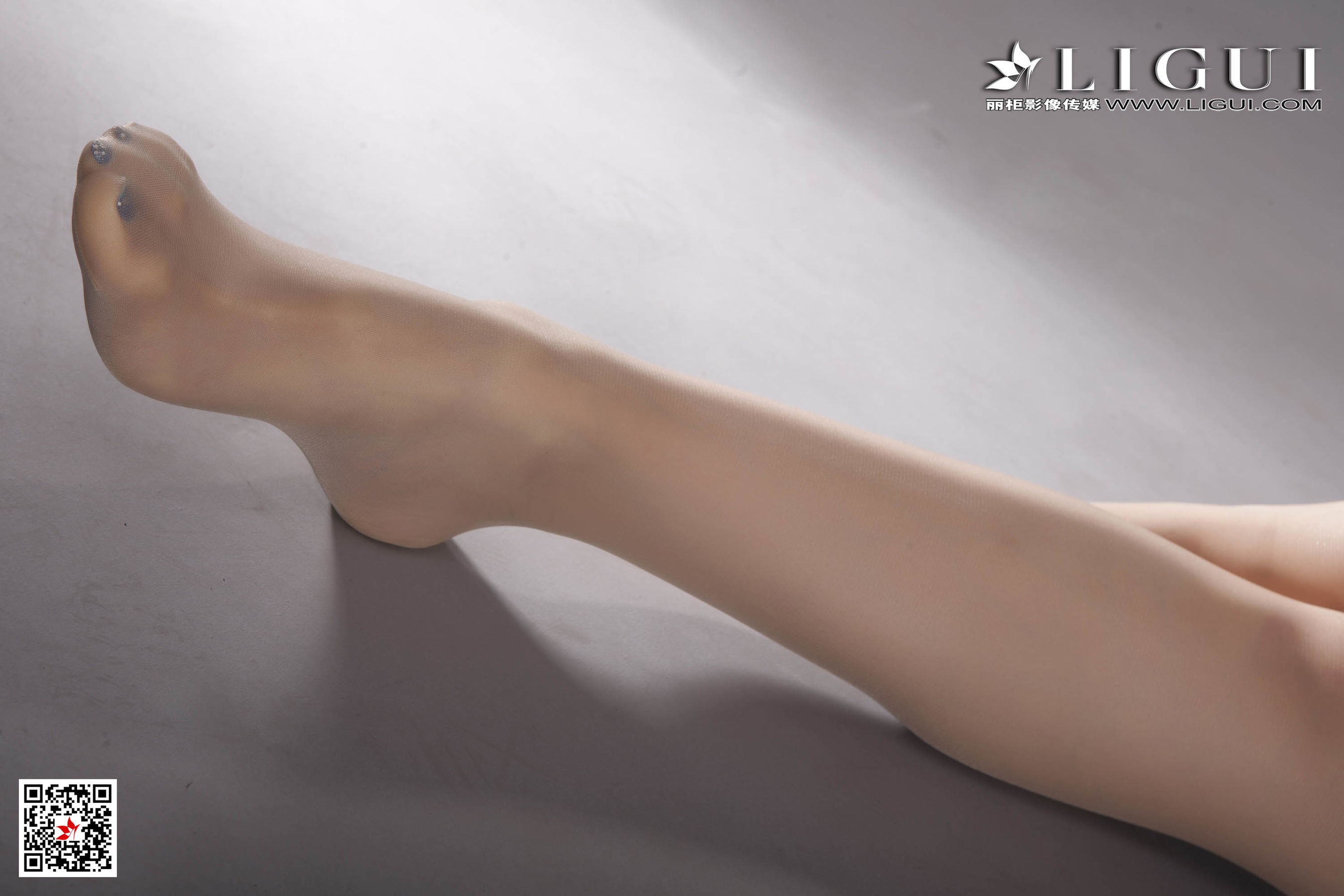 [丽柜Ligui] Model 媛媛 《棚拍丽人》 写真集