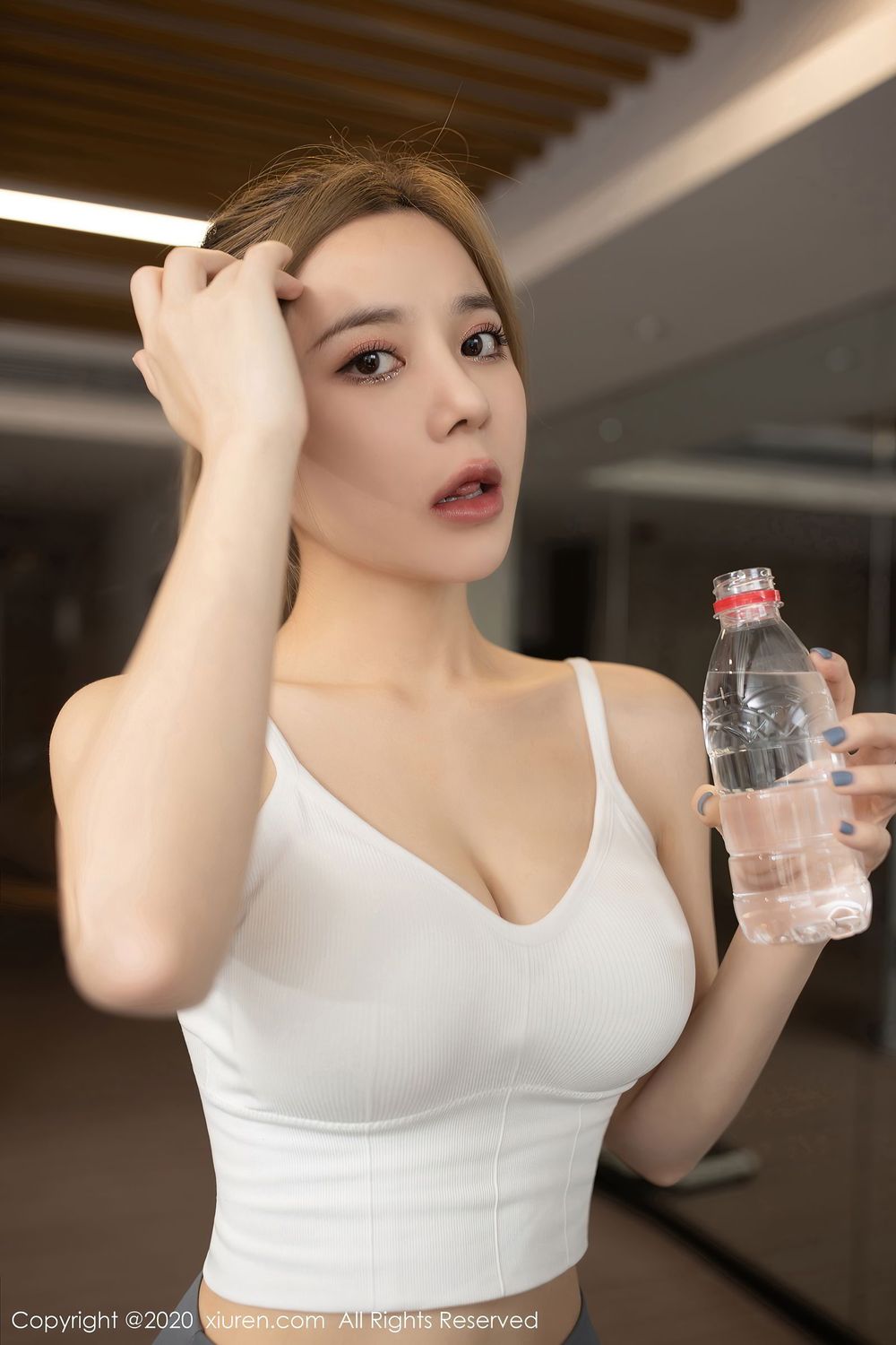 [XiuRen秀人网] 美女模特鱼子酱Fish陌生人健身房邂逅系列迷人写真 No.2871