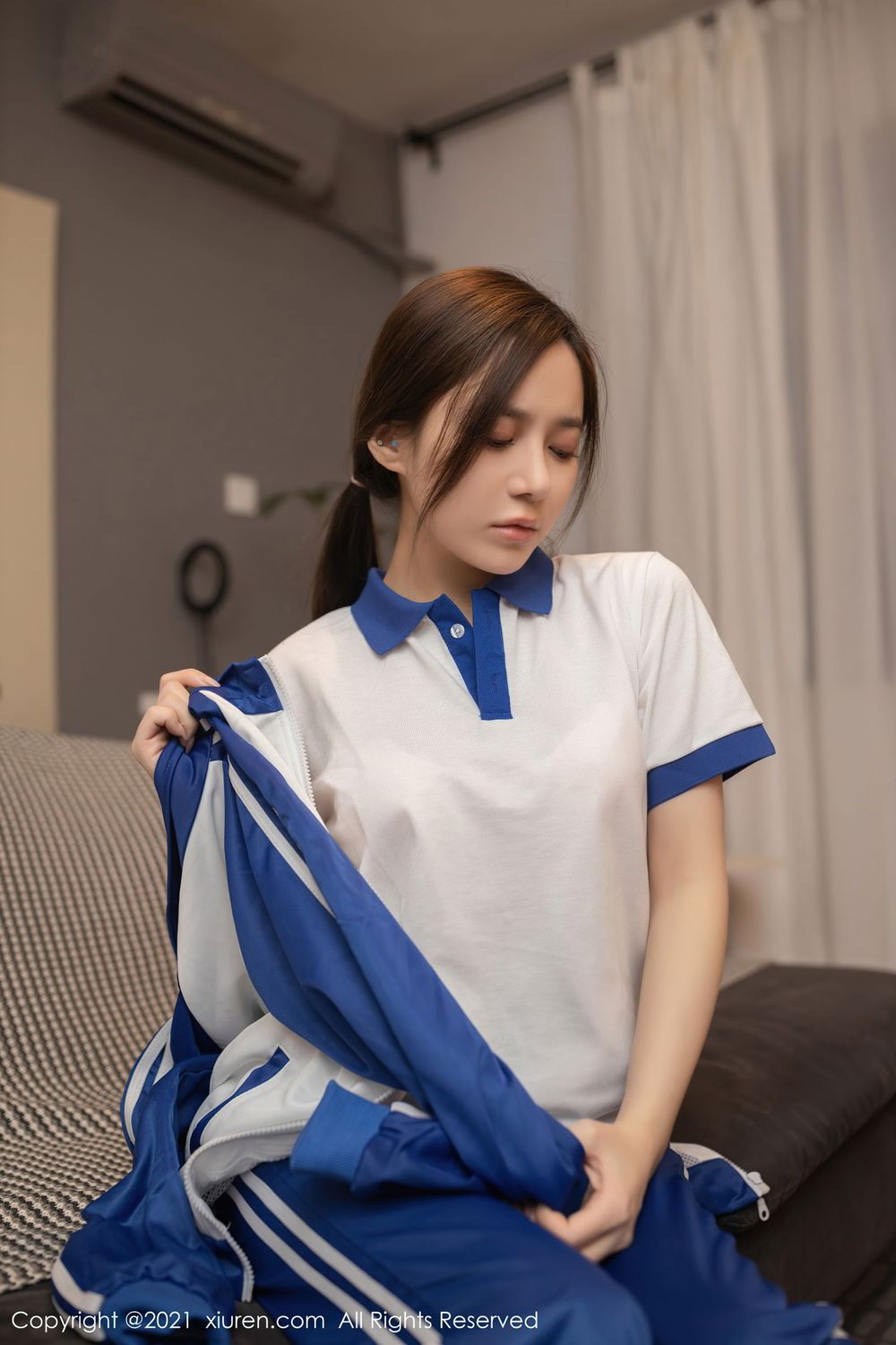 [XiuRen秀人网] 美女模特鱼子酱Fish - 留学生备考主题性感写真 No.2983