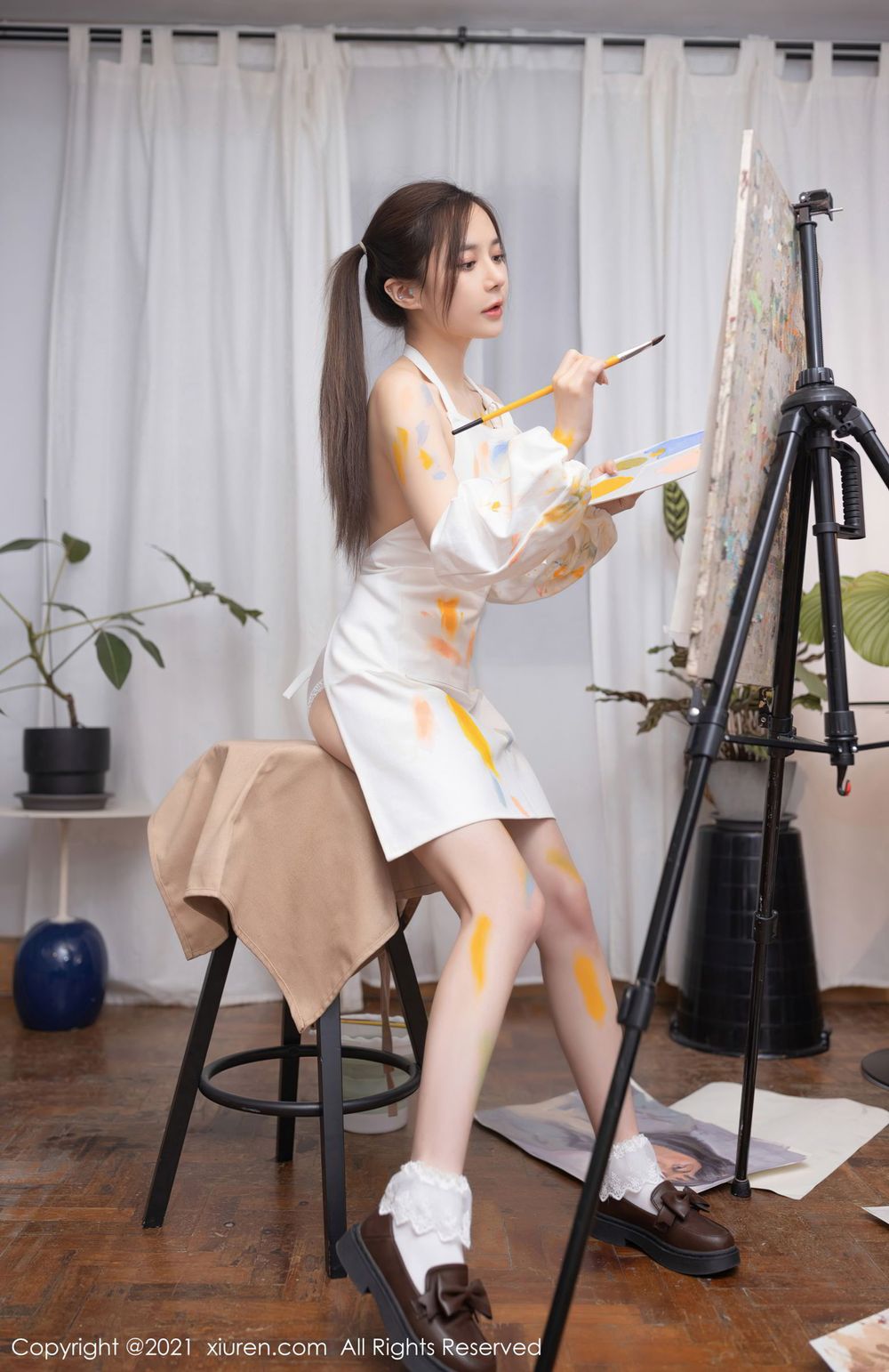 [XiuRen秀人网] 美女模特鱼子酱Fish - 双马尾画室主题性感写真 No.3048