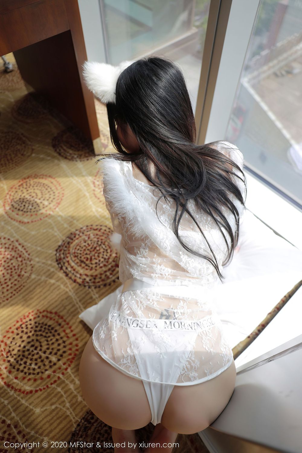 [MFStar模范学院] 新人模特美七Mia - 猫女郎制服装扮性感写真 Vol.353