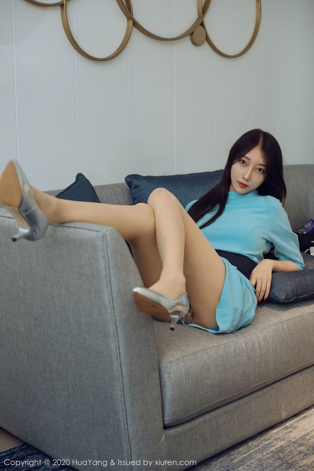 [HuaYang花漾] 丽质模特玥儿玥er - 丝袜美腿狂野豹纹性感写真 Vol.292