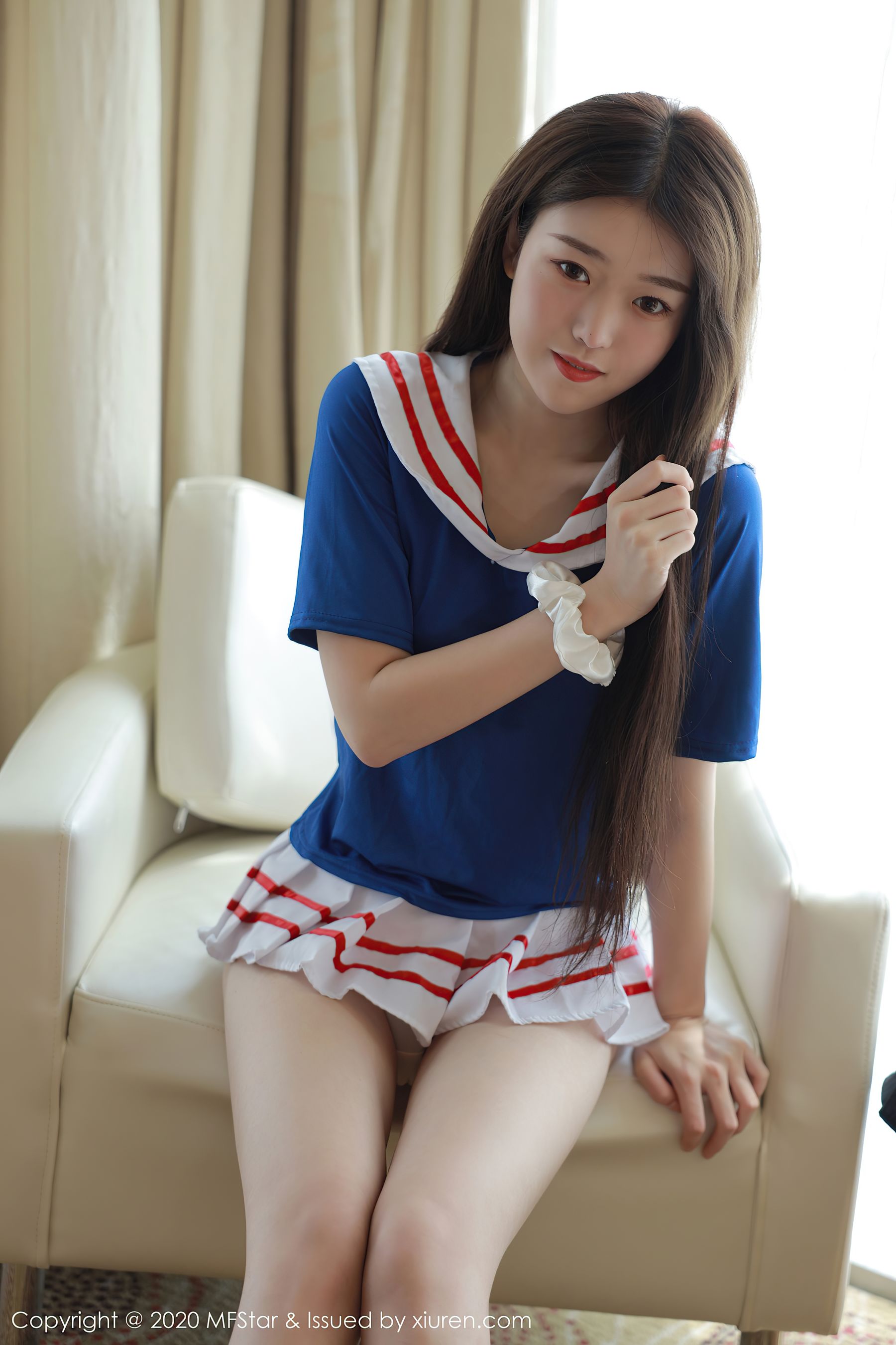 [模范学院MFStar] Vol.395 小奶瓶呜鸣 - 水手服系列