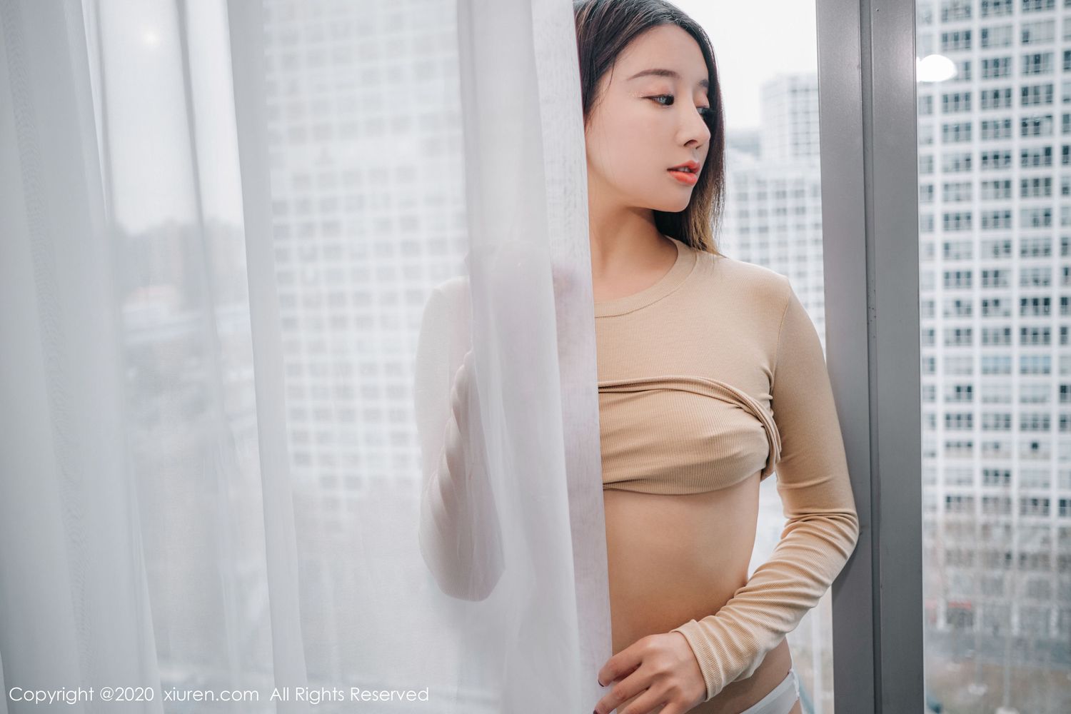 [XiuRen秀人网] 美女模特筱慧 - 御姐气息翘臀丁字裤系列写真 No.2124