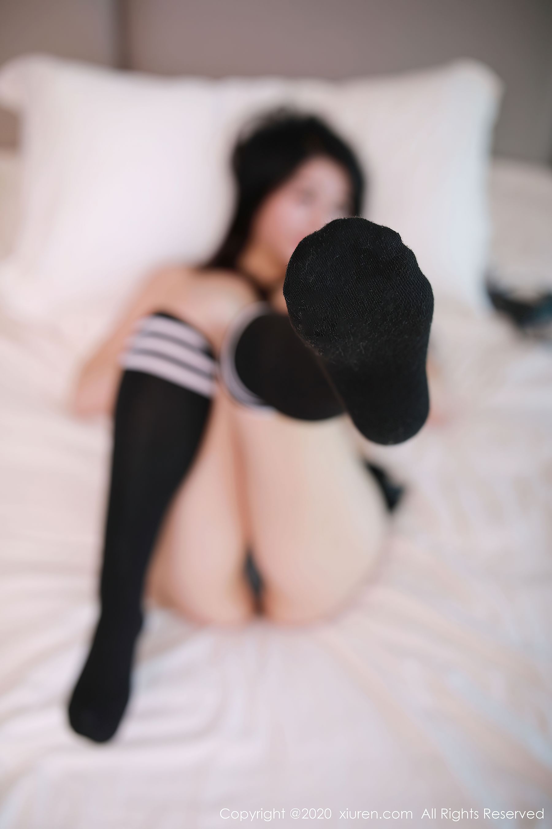 [秀人XiuRen] No.2488 美七Mia - 三点式内衣系列