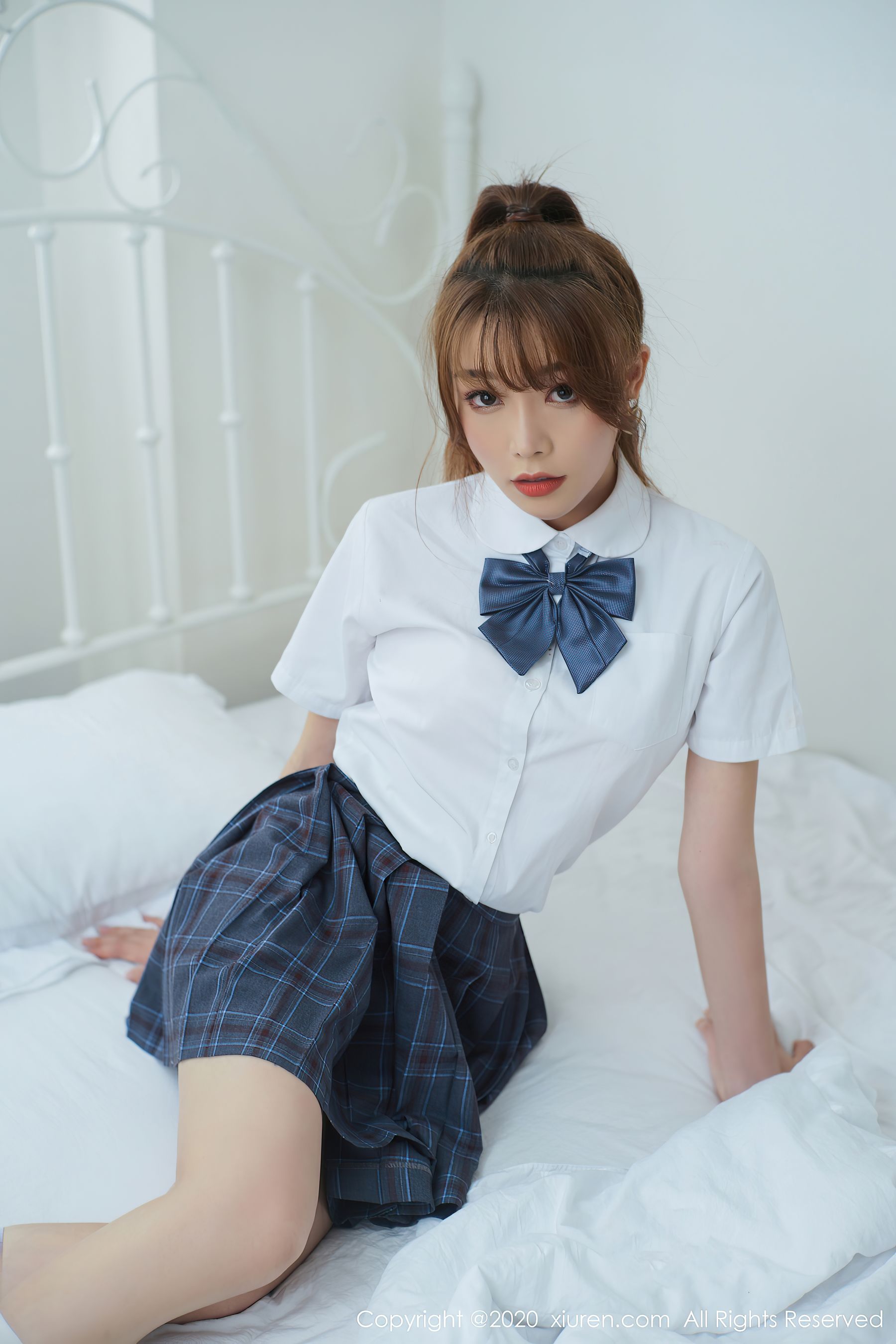 [秀人XiuRen] No.2502 芝芝Booty  -JK制服系列