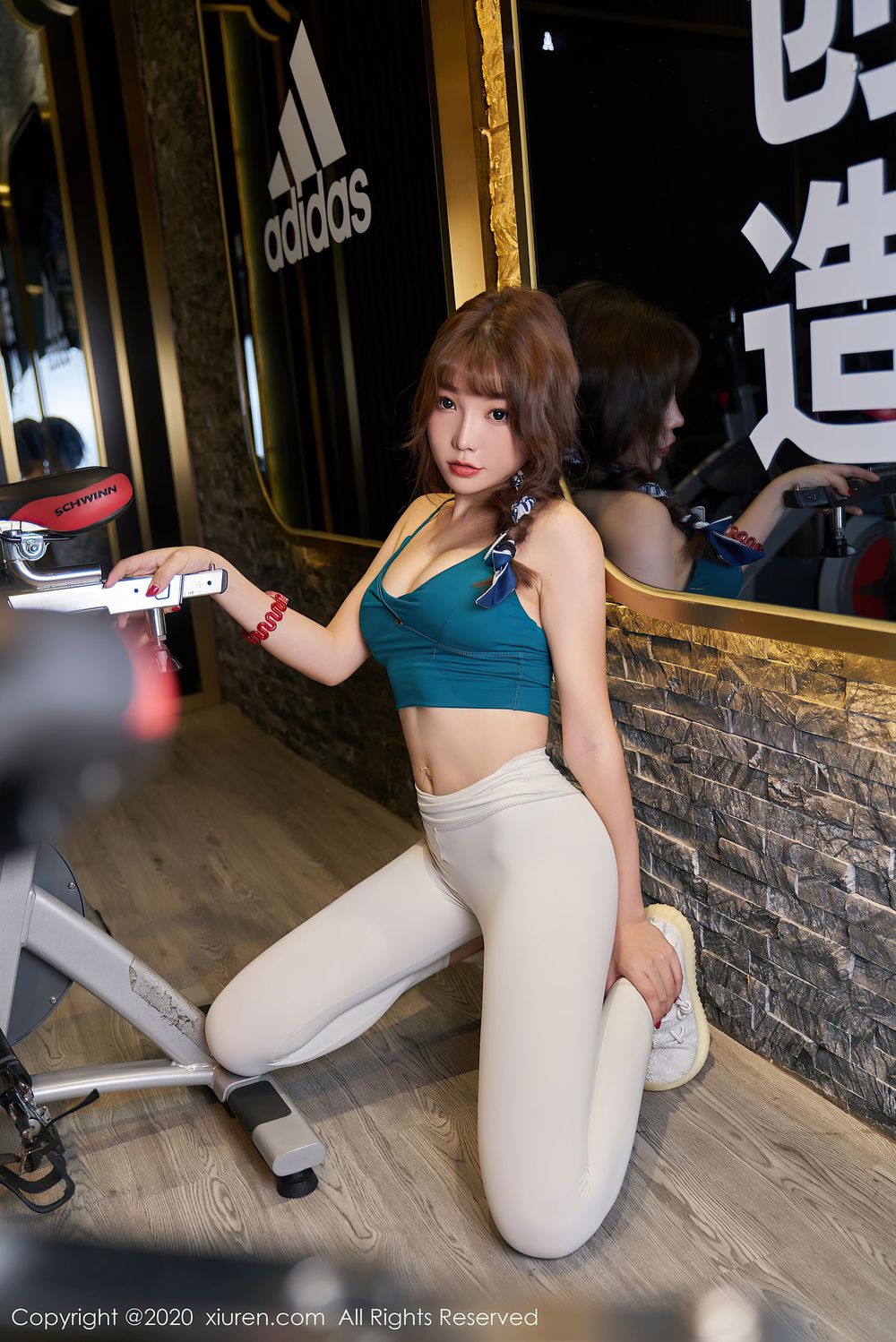 [XiuRen秀人网] 性感女神芝芝Booty - 健身房内衣诱惑系列写真 No.2589