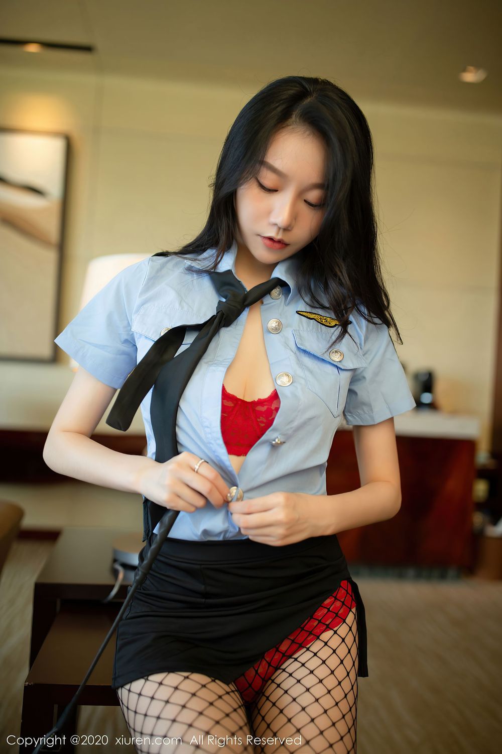 [XiuRen秀人网] 美女模特安然Maleah - 警花主题镂空内衣魅惑写真 No.2670