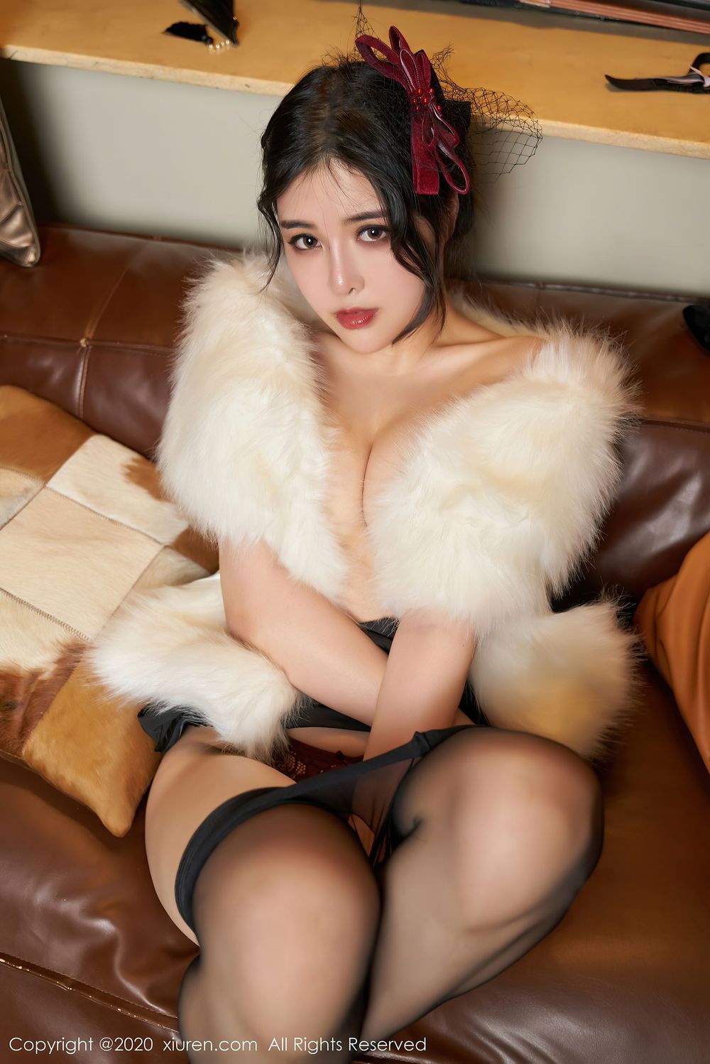 [XiuRen秀人网] 美女模特韩静安 - 黑丝美腿旗袍着身性感妖娆写真 No.2669