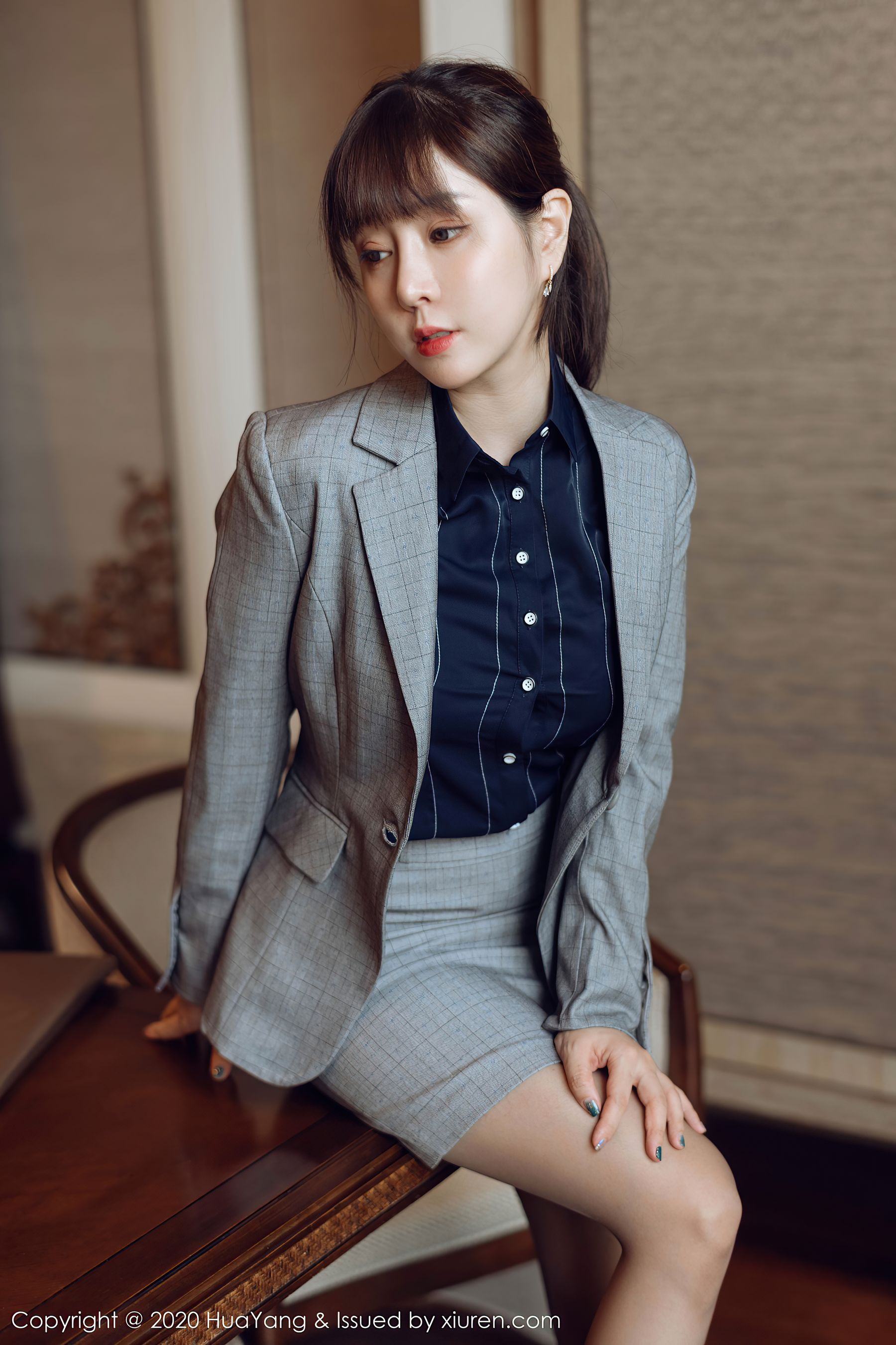 [花漾HuaYang] Vol.300 王雨纯 - 总裁vs土气职员 第二部