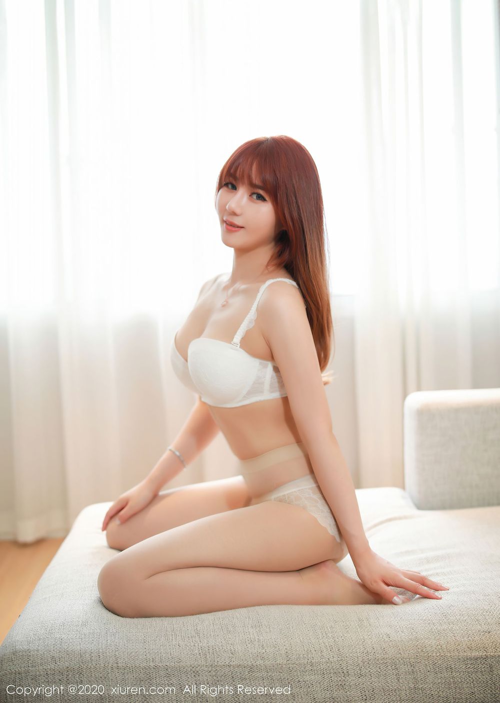[XiuRen秀人网] 新人模特fairy如歌 - 苗条身材丝袜美腿首套写真 No.2632