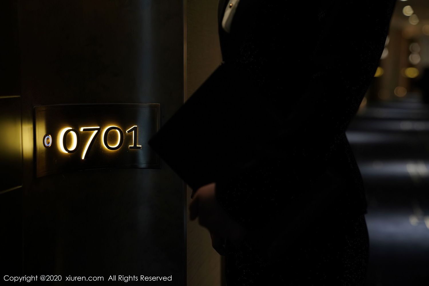 [XiuRen秀人网] 美女模特fairy如歌 - 丝袜美腿职场OL秘书剧情写真 No.2901