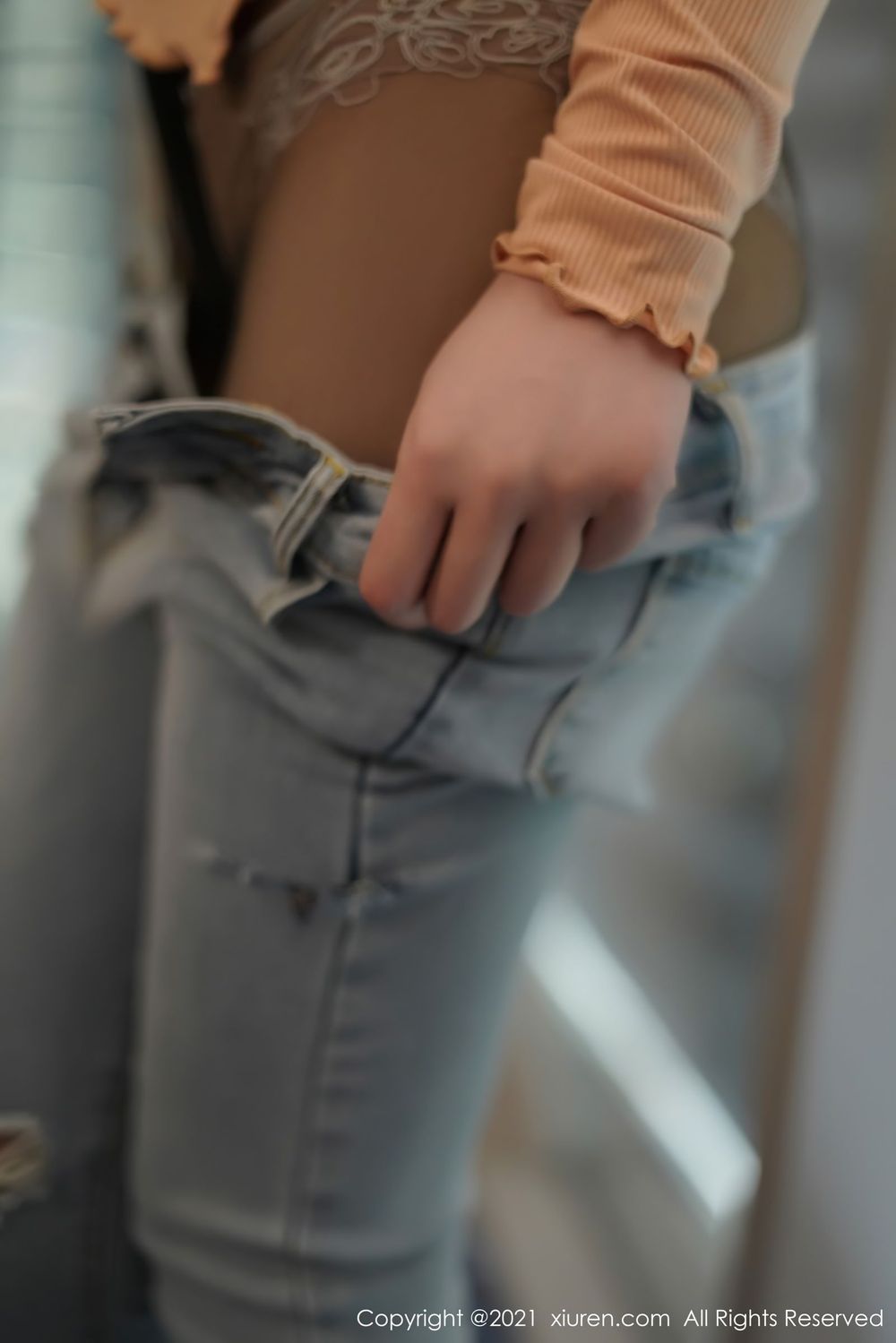 [XiuRen秀人网] 美女模特fairy如歌 - 紧身内衣与御姐气息系列性感写真 No.2994