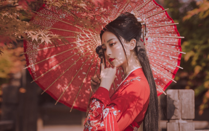 古装美女红妆素裹美艳动人套图