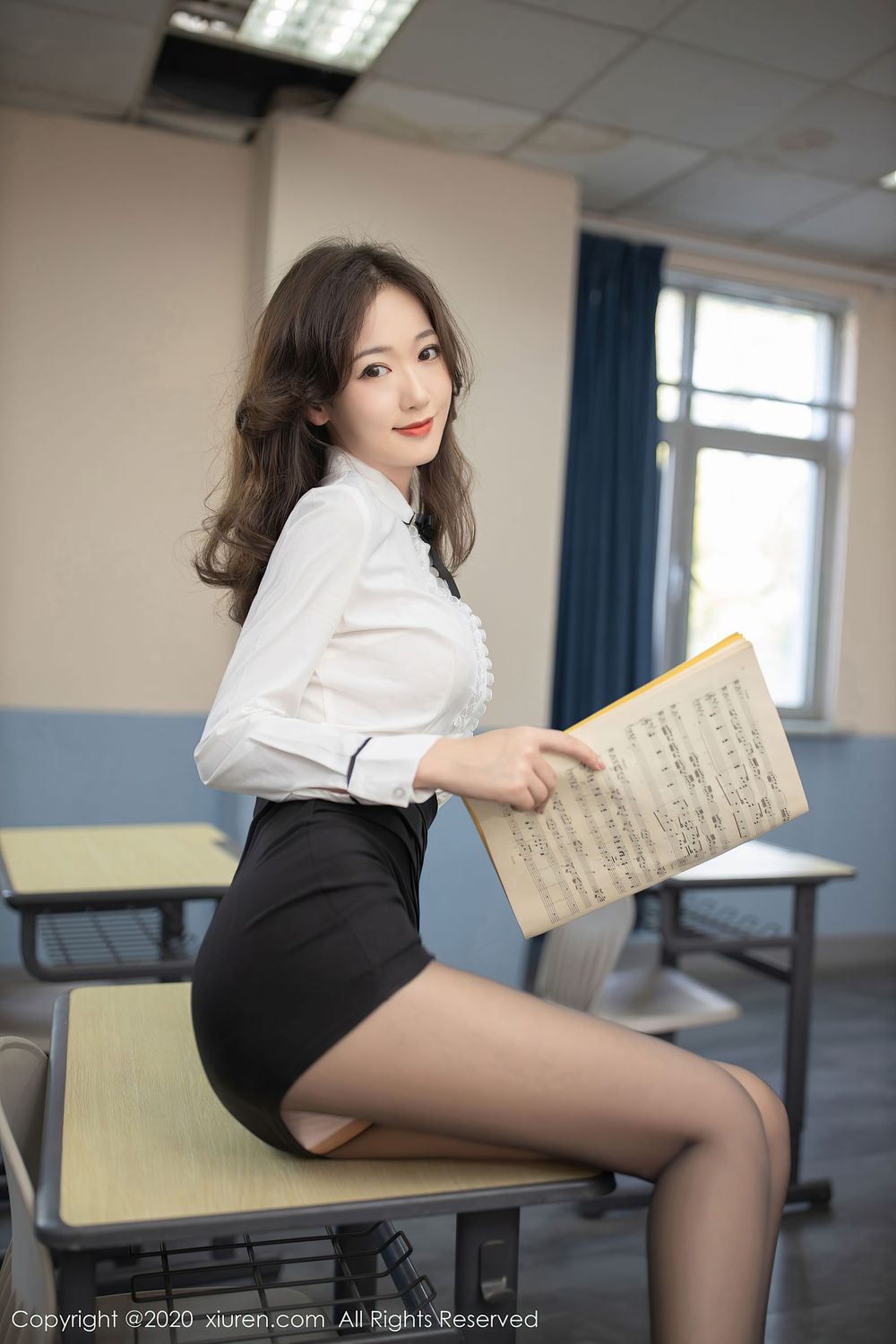[XiuRen秀人网] 新人模特唐安琪 - 黑丝美腿唱诗班老师制服系列写真 No.2739
