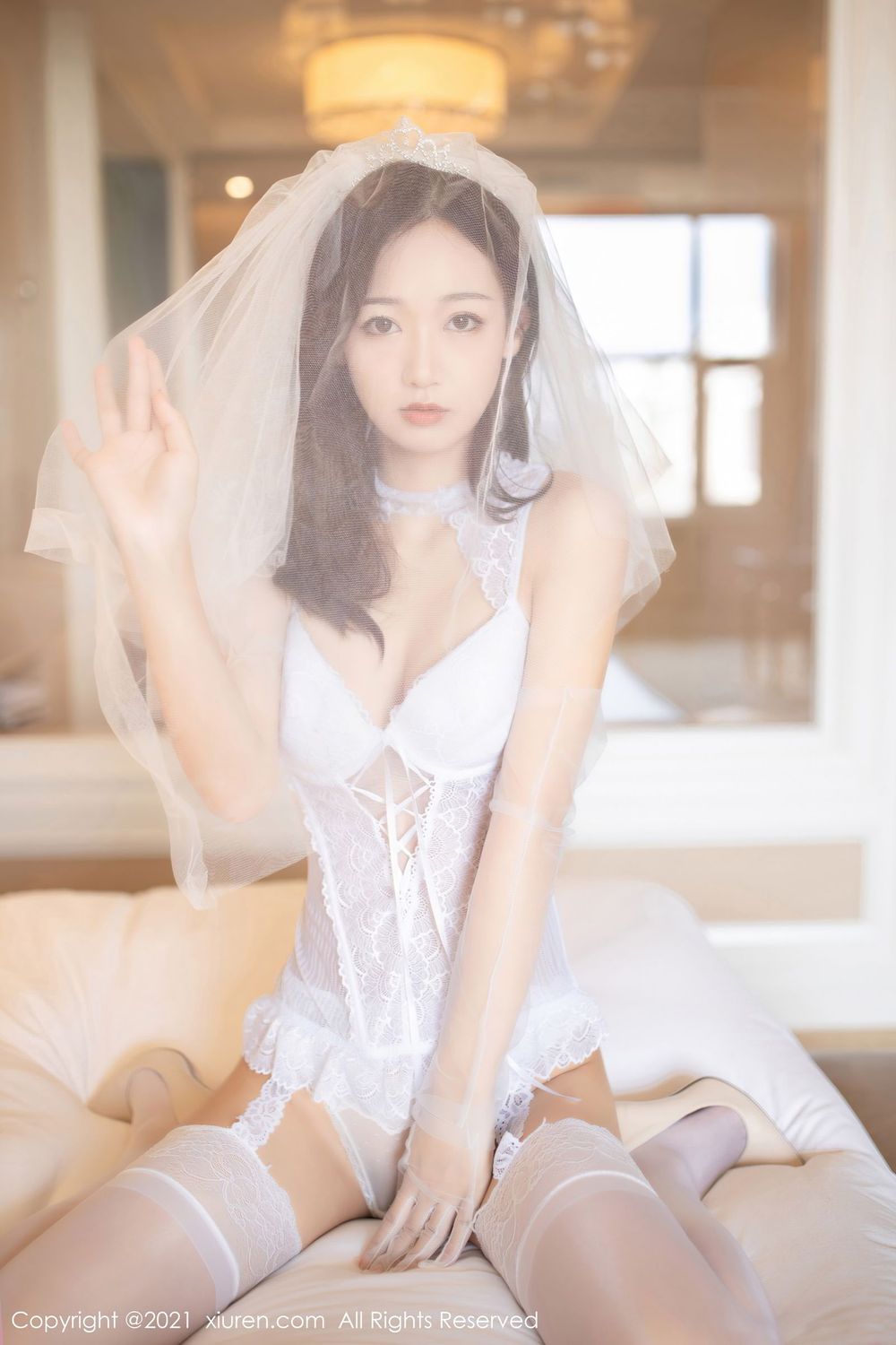 [XiuRen秀人网] 美女模特唐安琪 - 丝袜美腿白色蕾丝婚纱主题写真 No.2968