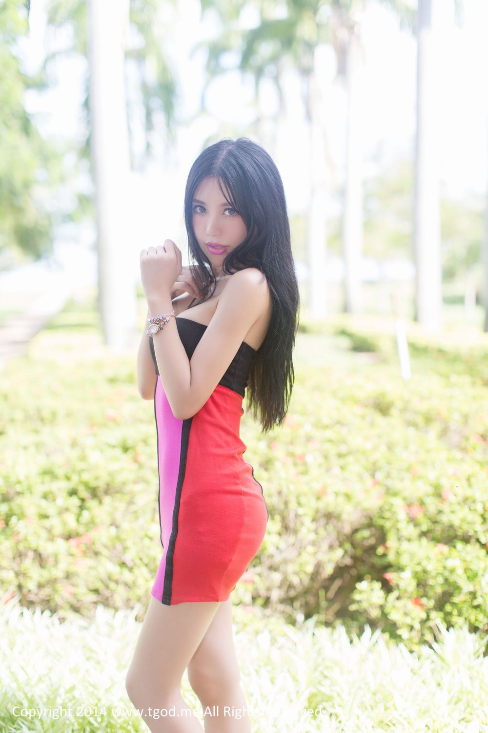 [TGOD推女神] 美女模特绮里嘉ula - 护士装三点式情趣内衣系列沙巴旅拍