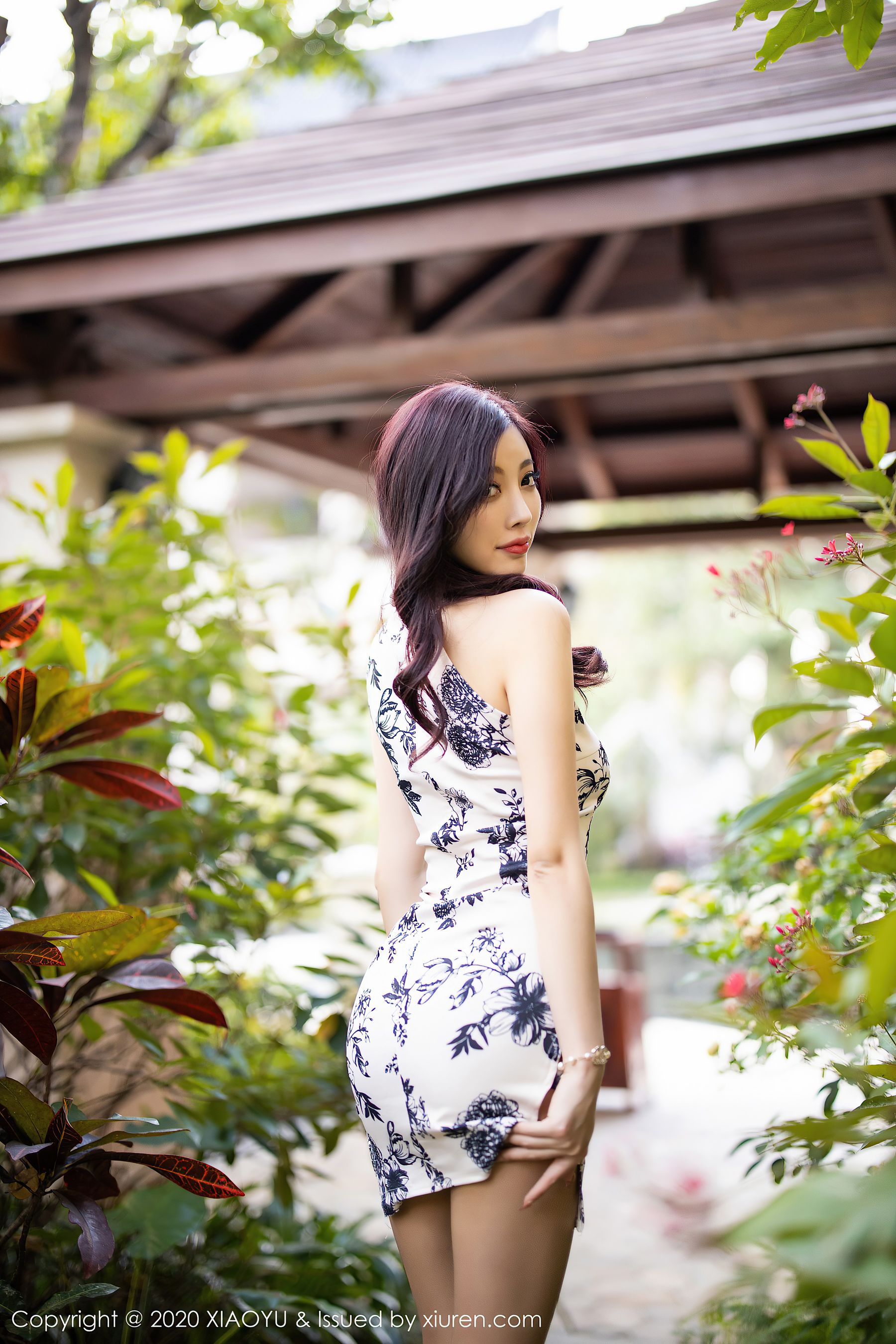 [语画界XIAOYU] Vol.318 杨晨晨sugar - 旗袍丝袜女郎诱惑