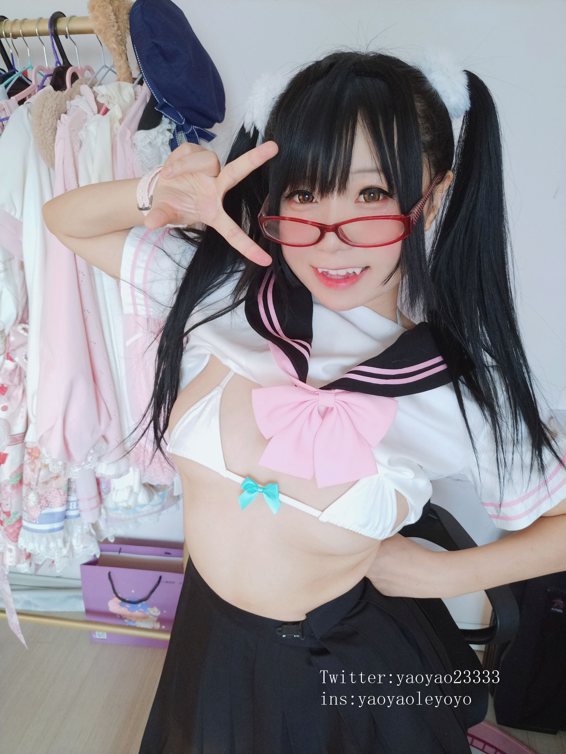 [Cosplay写真] 摇摇乐yoyo - 黑丝小恶魔