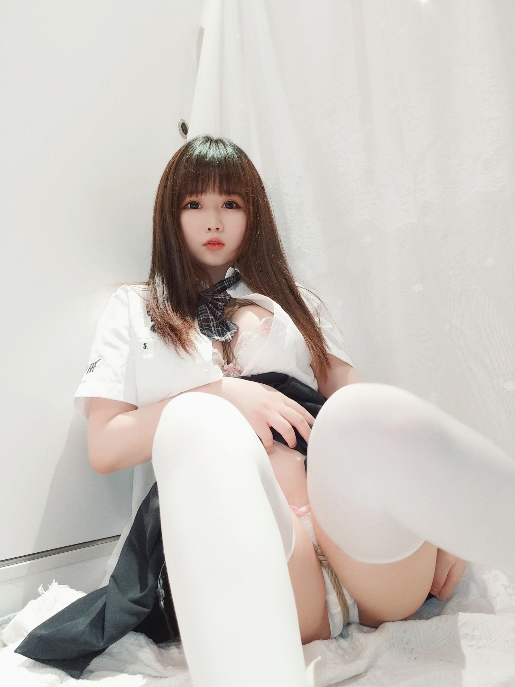 [Cosplay写真] 是依酱呀 - 裙底的秘密