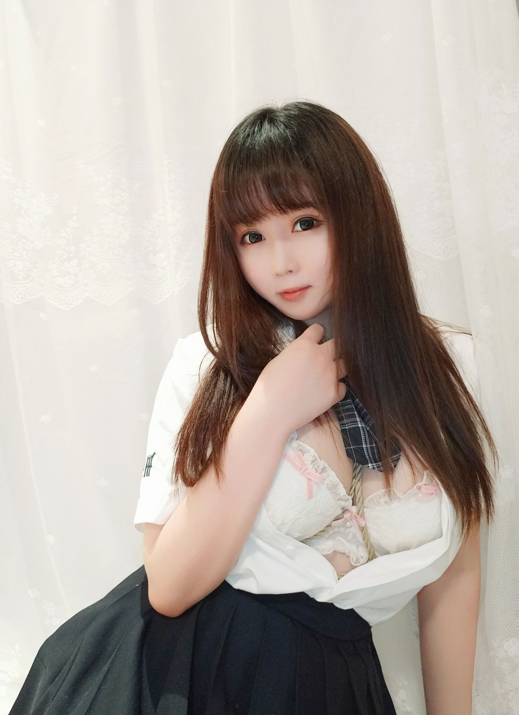 [Cosplay写真] 是依酱呀 - 裙底的秘密