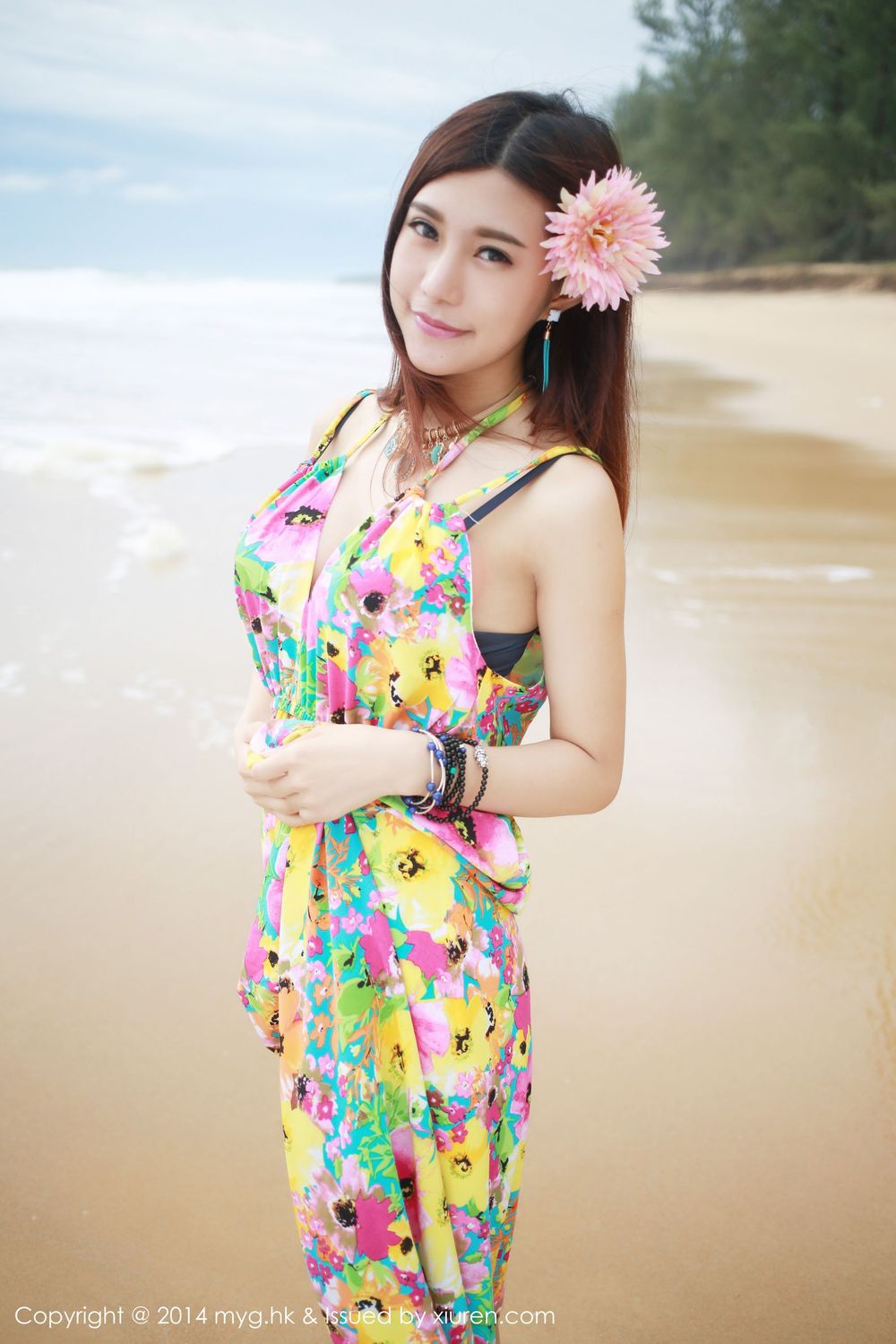 [MyGirl美媛馆] 美女模特绮里嘉ula - 沙滩碎花长裙泰国旅拍 Vol.015