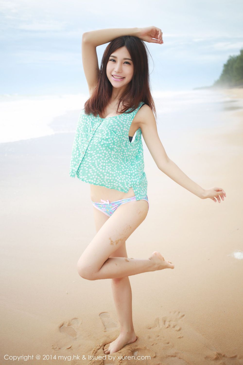 [MyGirl美媛馆] 美女模特绮里嘉ula - 沙滩碎花长裙泰国旅拍 Vol.015