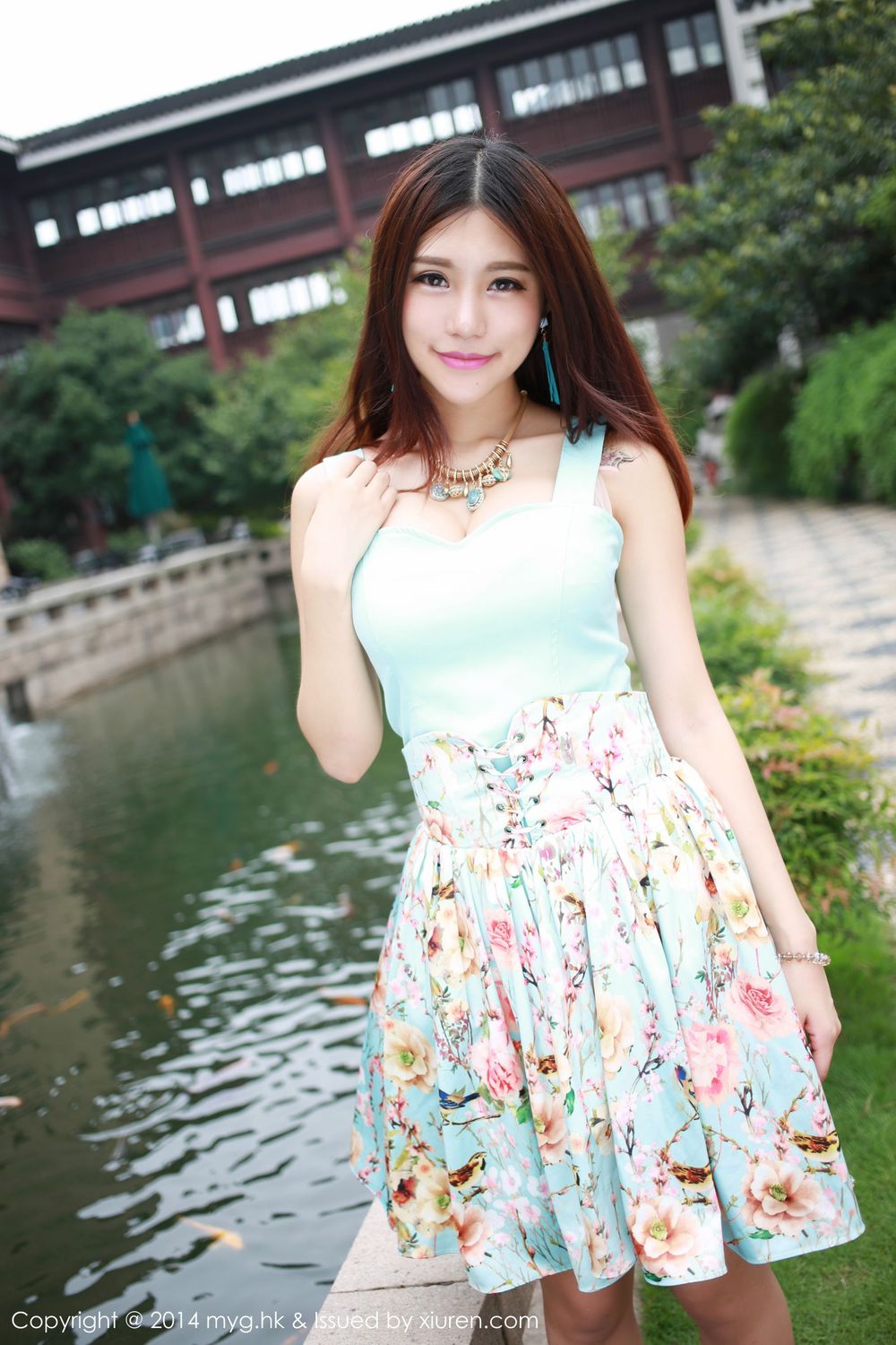 [MyGirl美媛馆] 美女模特绮里嘉ula - 素色长裙同程旅游专辑 Vol.042