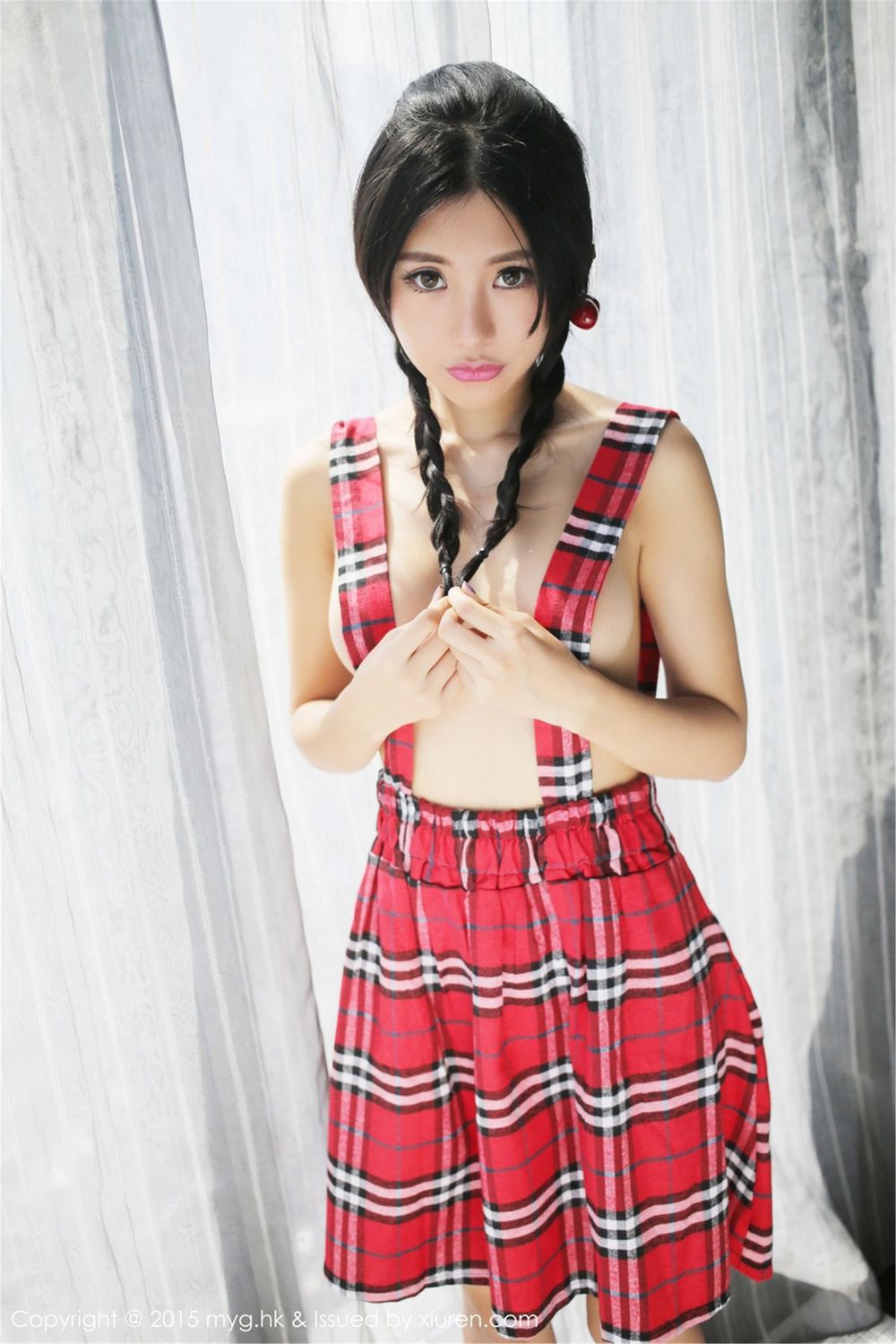 [MyGirl美媛馆] 美女模特绮里嘉ula - 英伦风校服+短裙+比基尼泰国旅拍 Vol.091