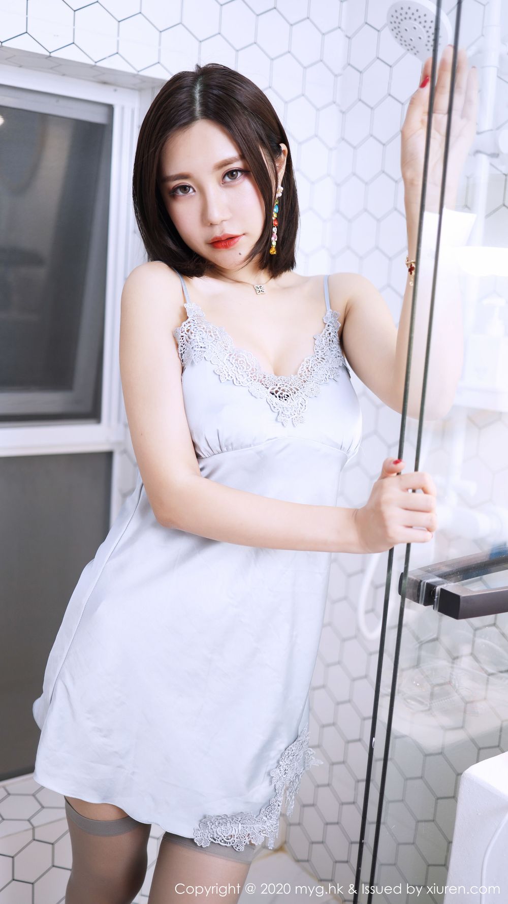 [MyGirl美媛馆] 美女模特绮里嘉ula - 蕾丝睡衣与丝袜诱惑娇嫩写真 Vol.420 写真集