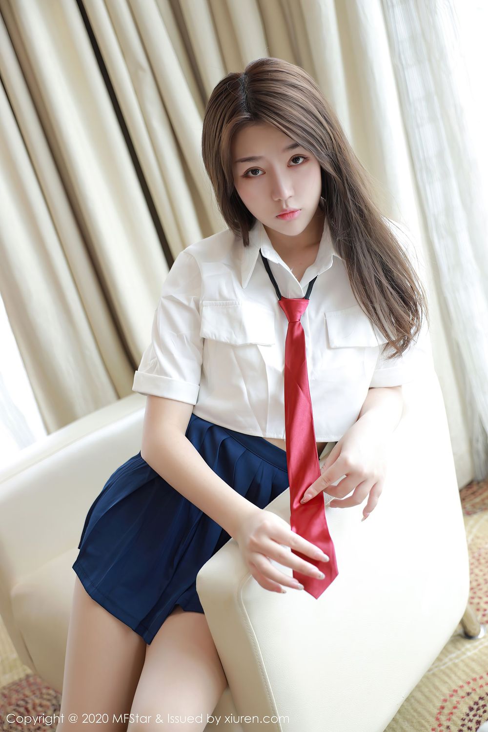[MFStar模范学院] 美女模特梦梵 - 清纯气息JK制服系列性感写真 Vol.362