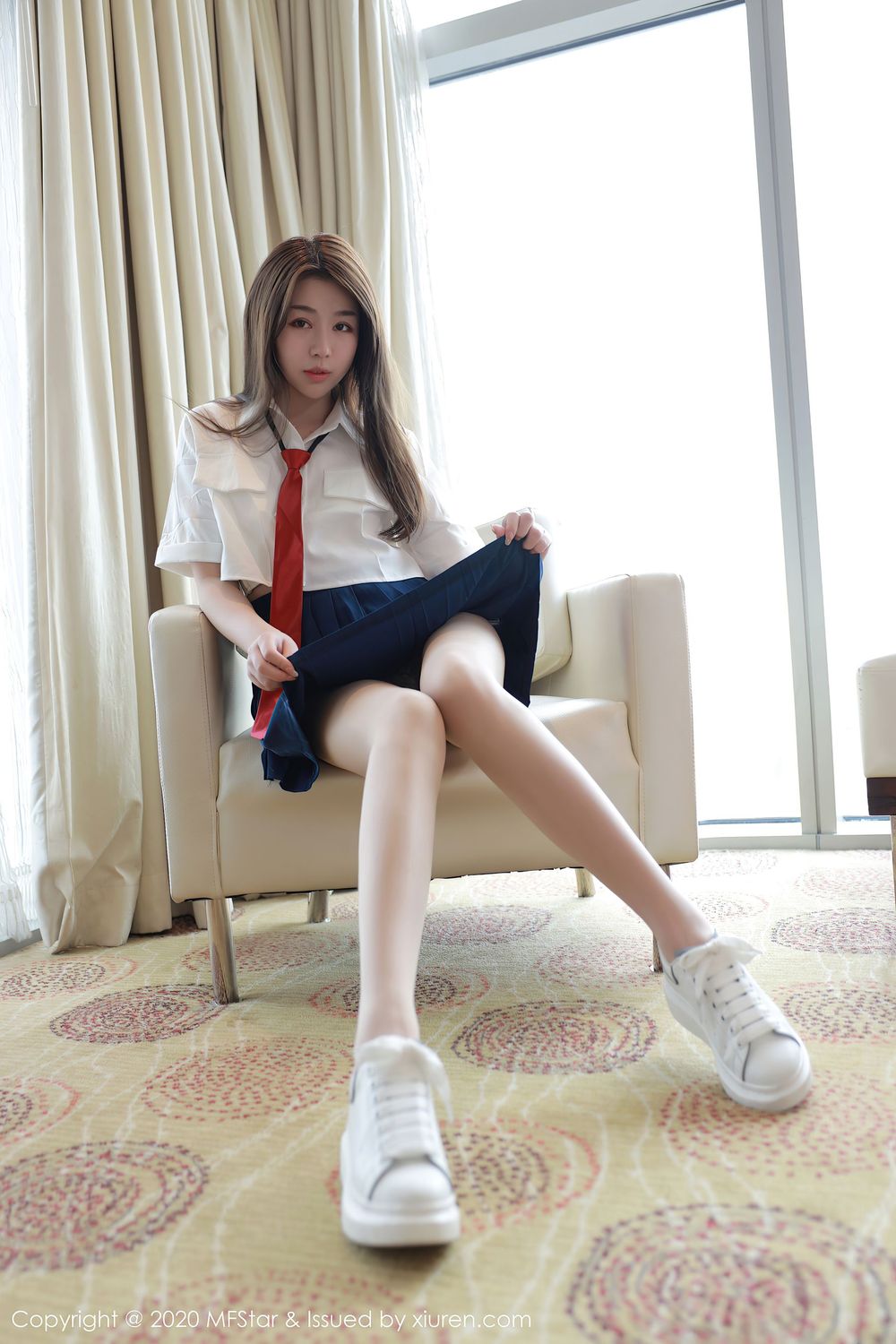 [MFStar模范学院] 美女模特梦梵 - 清纯气息JK制服系列性感写真 Vol.362