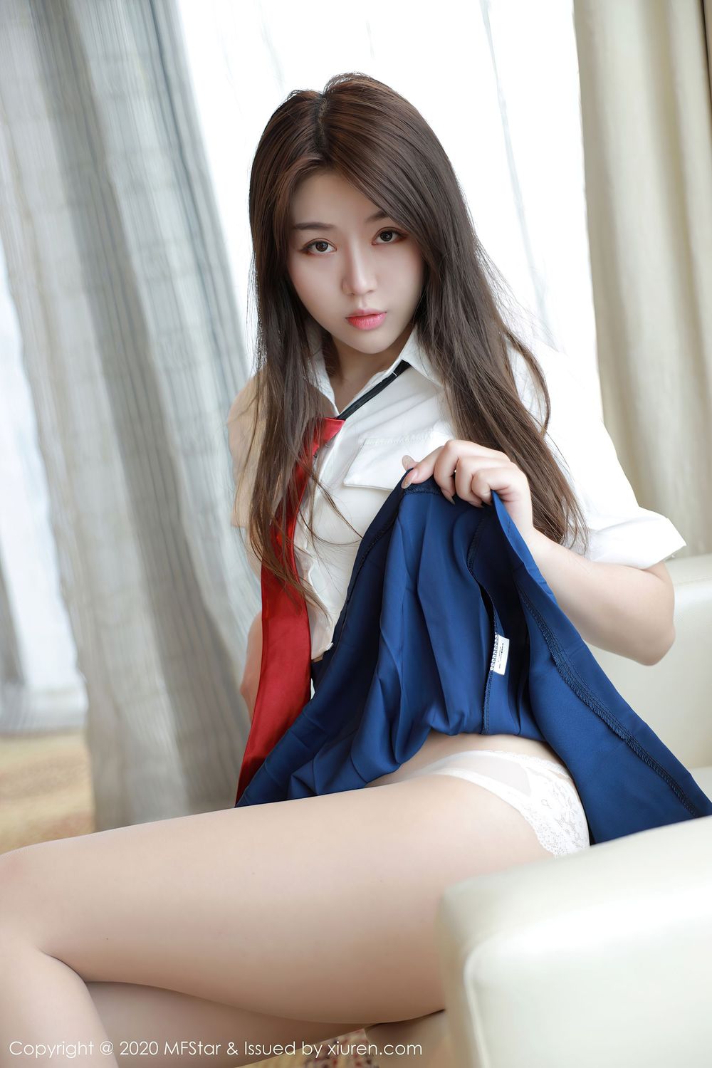 [MFStar模范学院] 美女模特梦梵 - 清纯气息JK制服系列性感写真 Vol.362