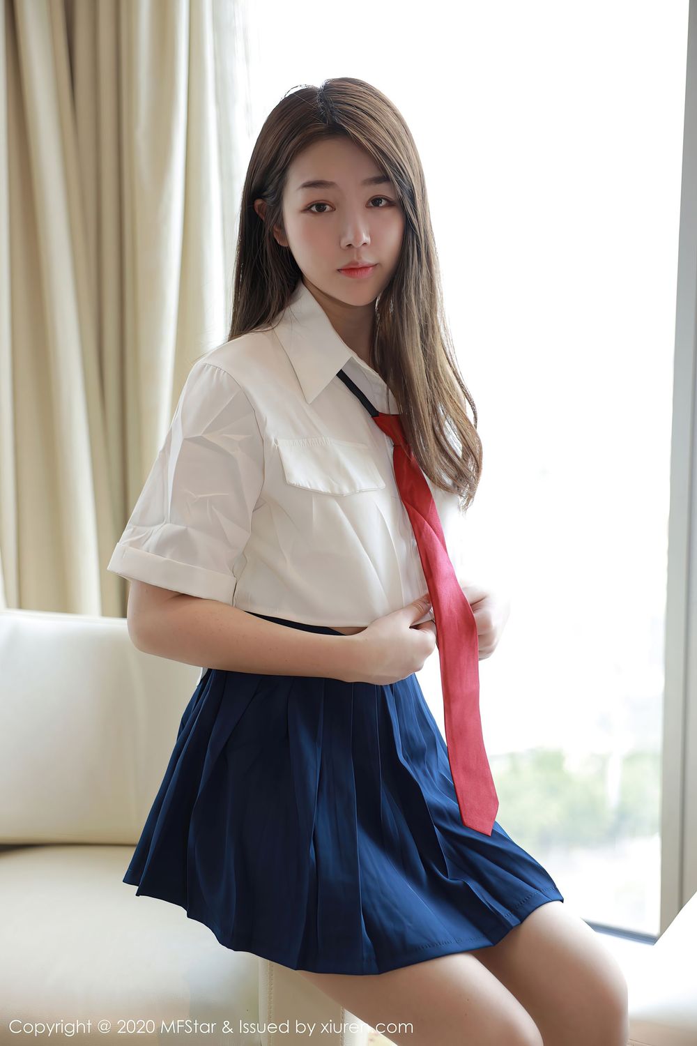 [MFStar模范学院] 美女模特梦梵 - 清纯气息JK制服系列性感写真 Vol.362