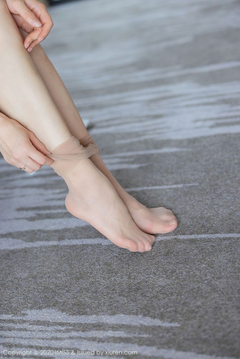 [IMiss爱蜜社] 气质美女Vanessa - 丝袜美腿内衣系列亭亭而立写真 Vol.525