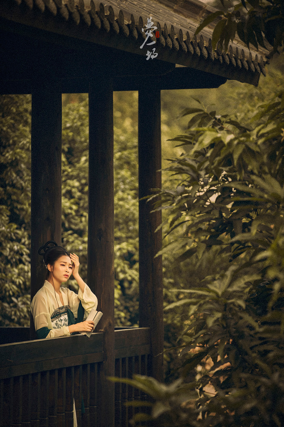 江南烟雨古装美女唯美古风摄影