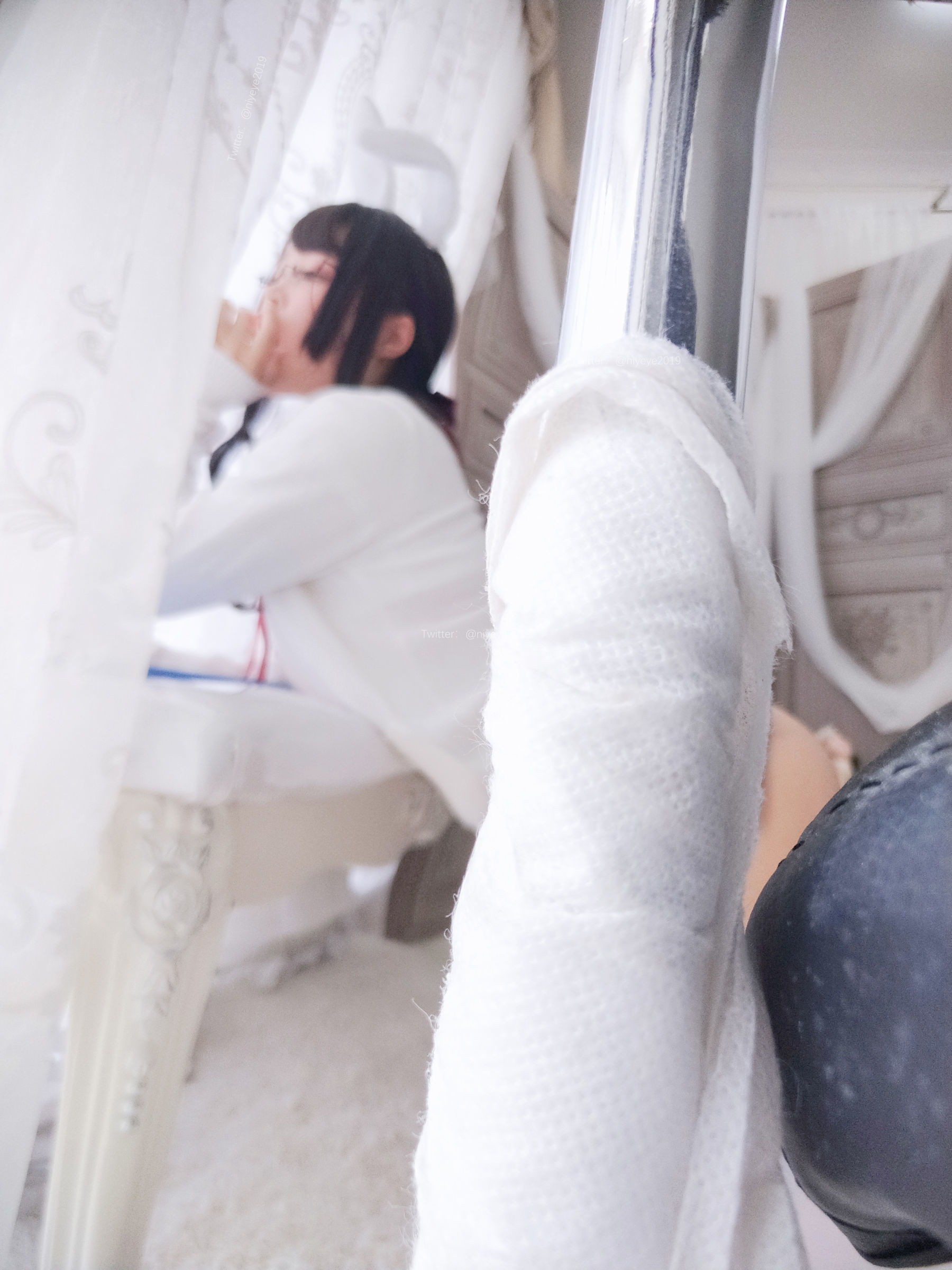 [网红COSER] 萌系小姐姐-白烨- - 发情期 写真集