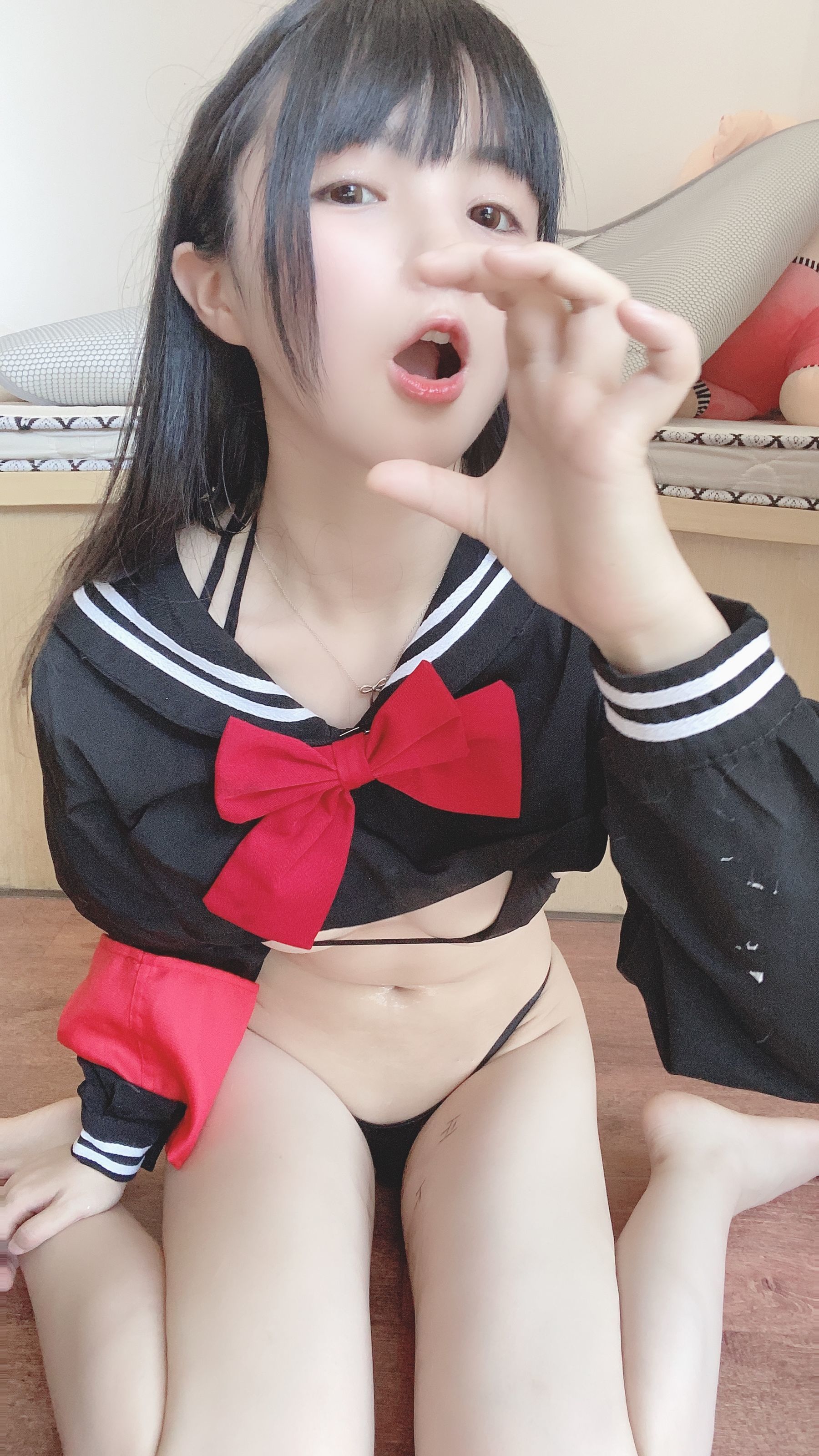 [网红COSER] 桜井宁宁 - 黑色JK 写真集