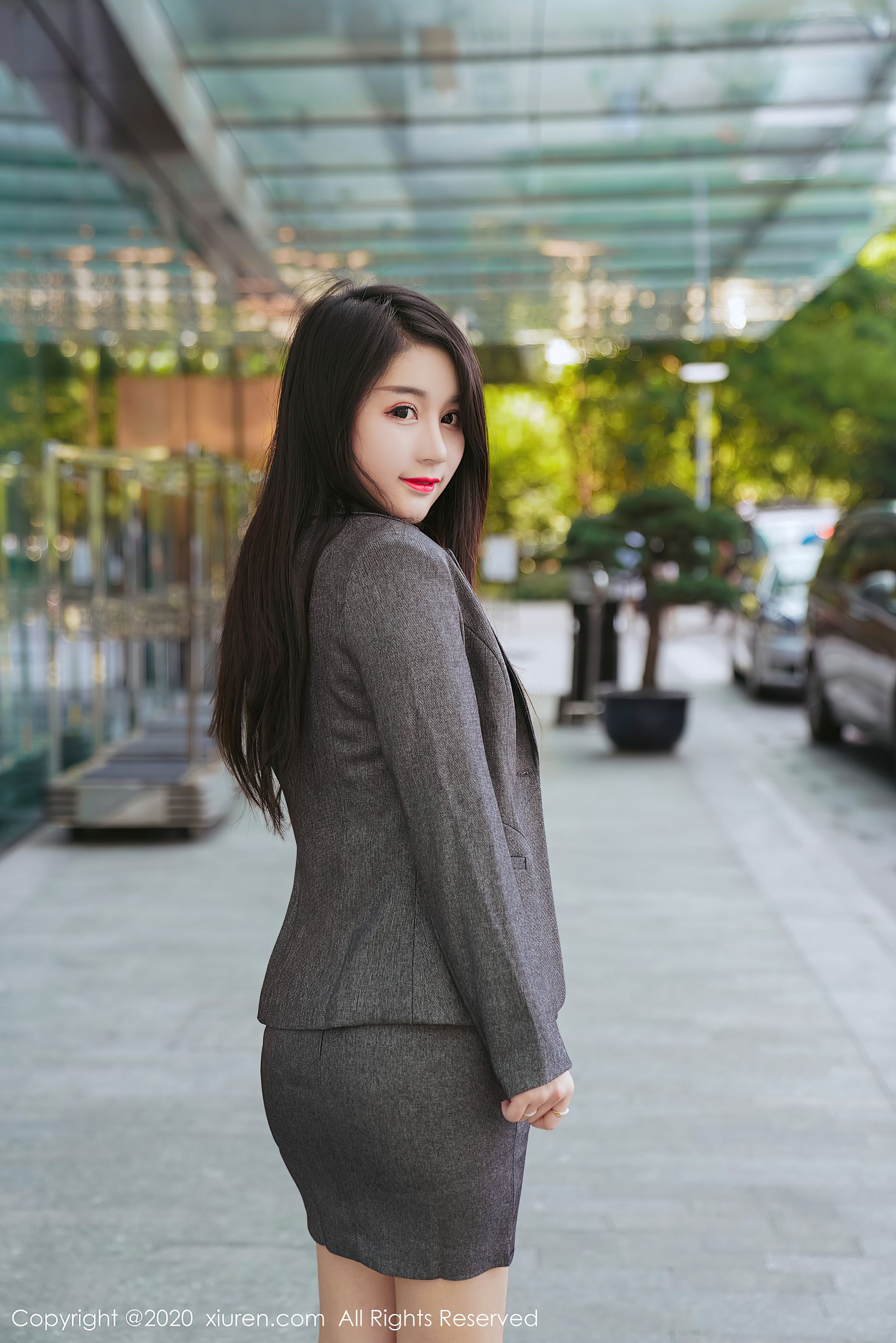 [秀人XiuRen] No.2628 美七Mia - 酒店剧情ol制服系列