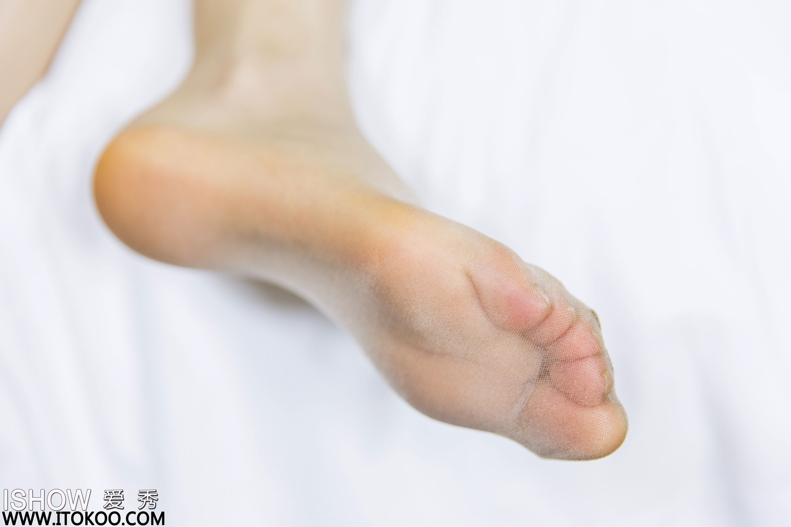 [爱秀ISHOW] No.217 范芳宛Verna 写真套图