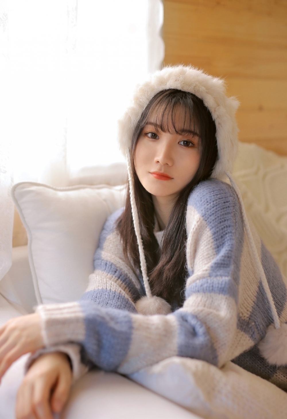 大长腿美少女温柔可人私房写真