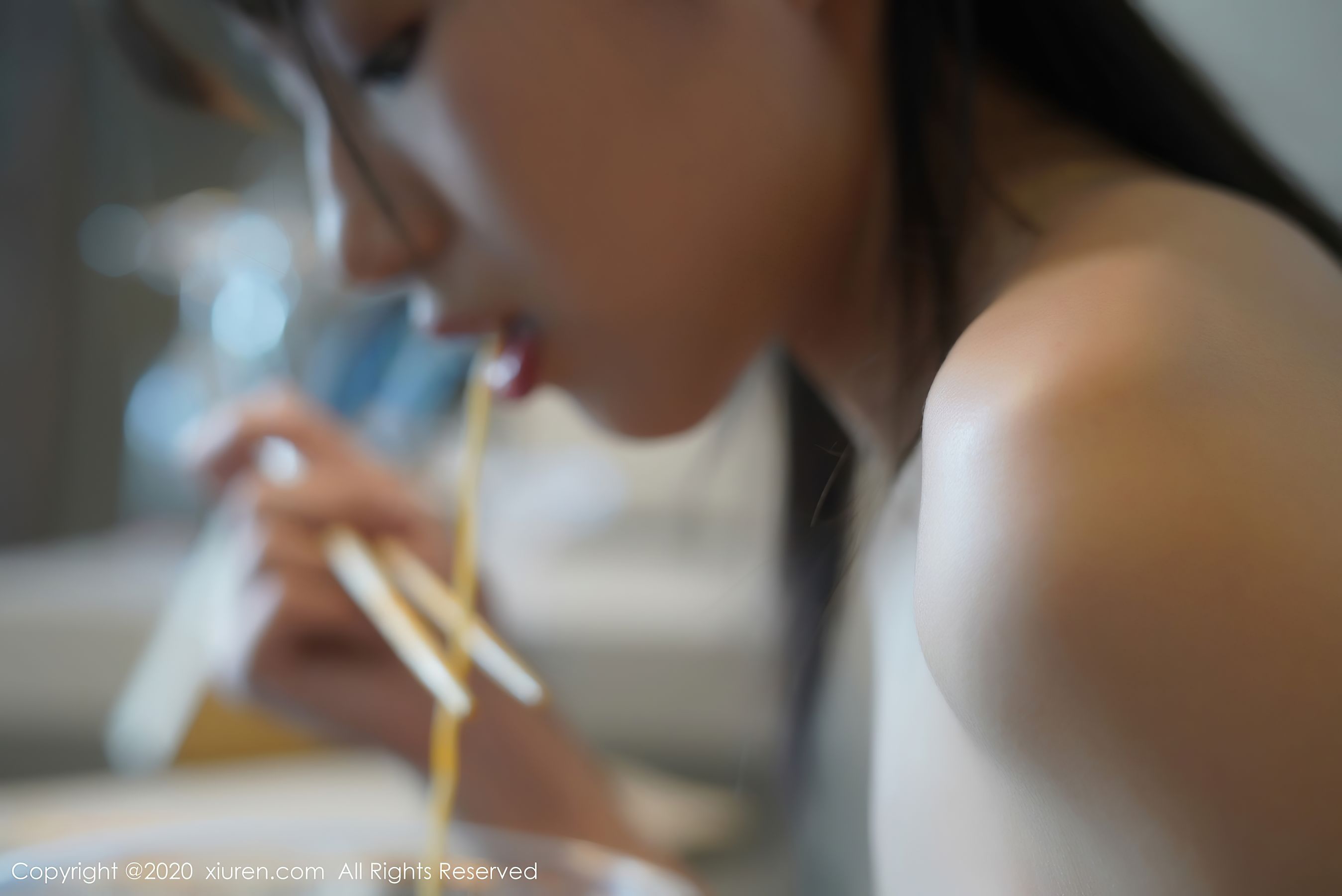 [秀人XiuRen] No.2676 仓井优香 - 居家厨娘主题系列