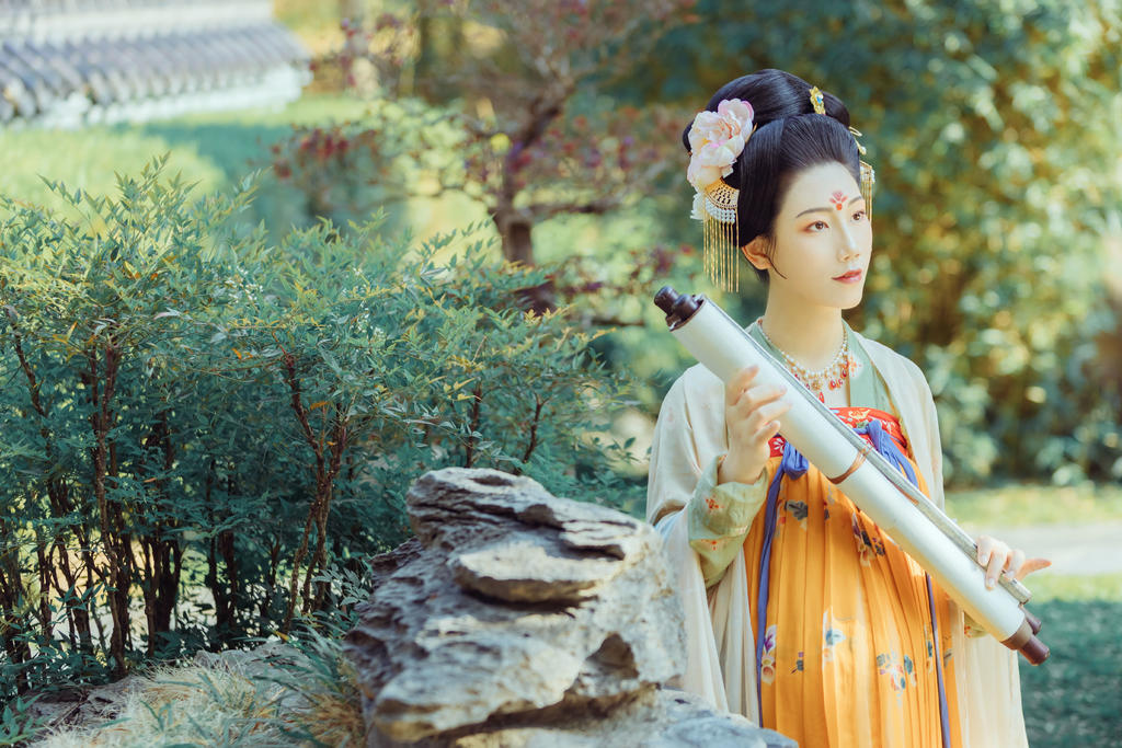 汉服美女雍容华贵唯美古风摄影