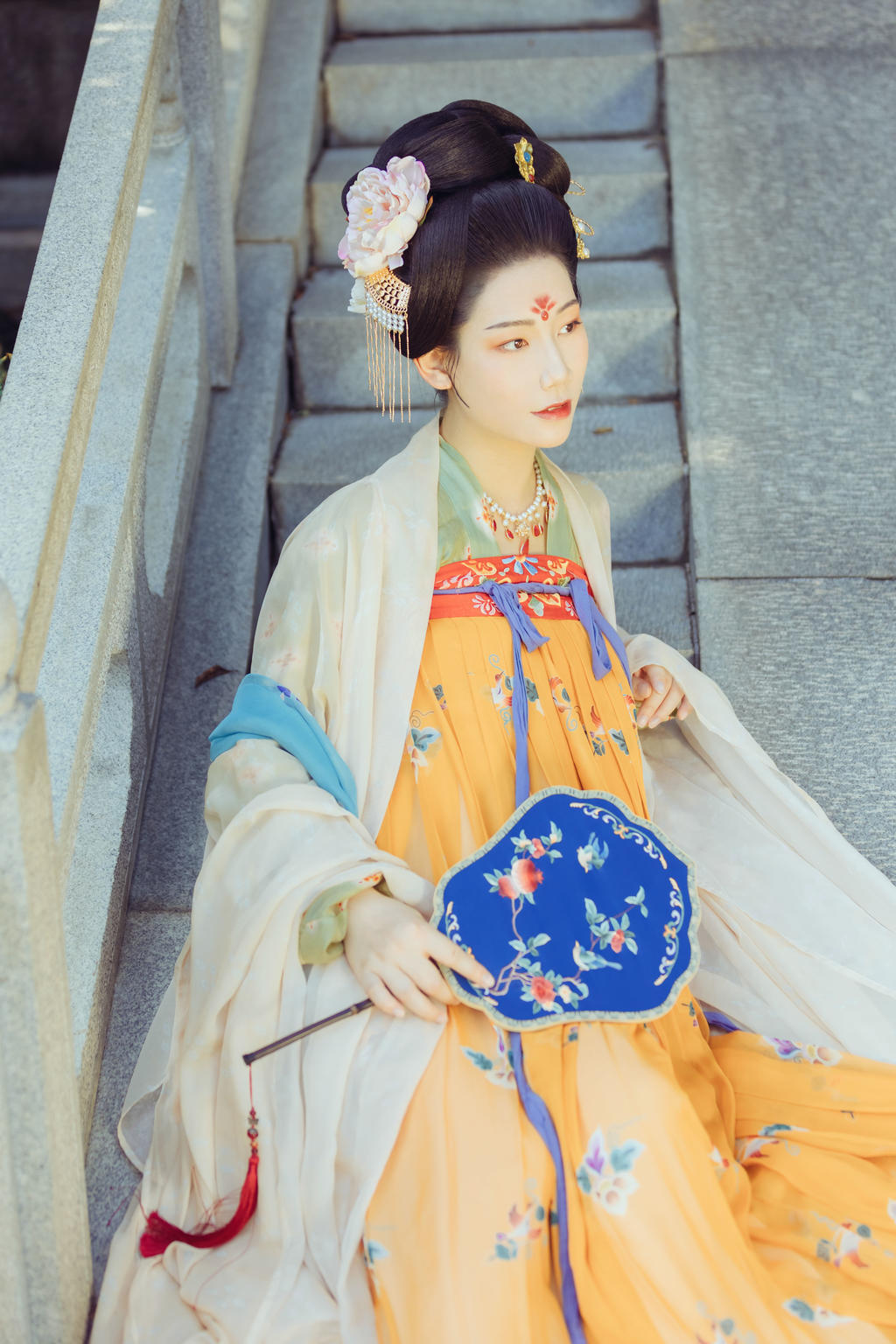 汉服美女雍容华贵唯美古风摄影