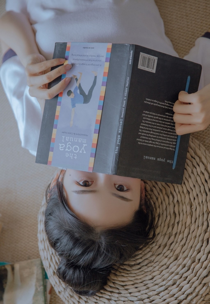 丸子头美女休闲体操服精选图片