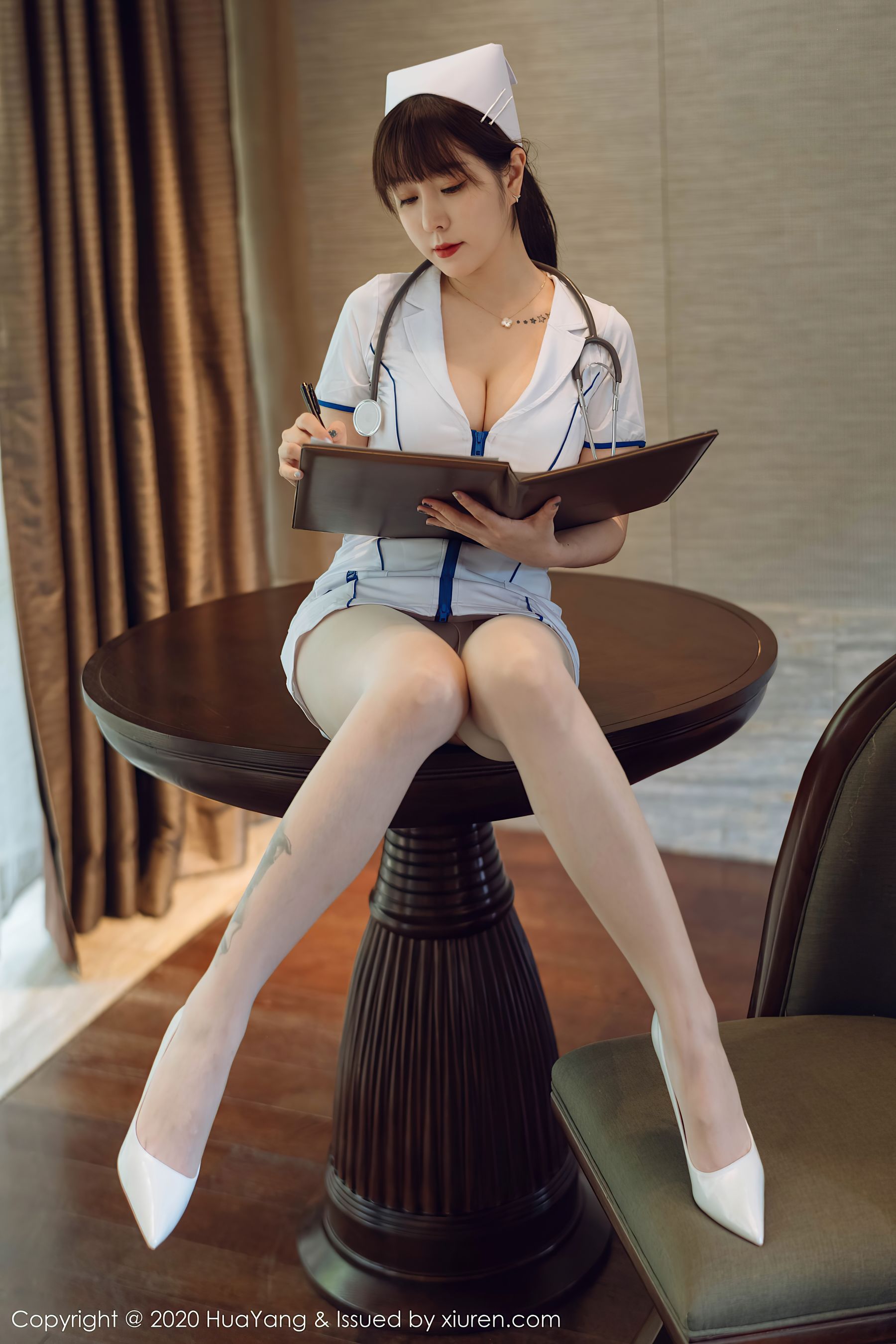 [花漾HuaYang] Vol.330 王雨纯 - 护士长的私人温柔体贴服务哦~