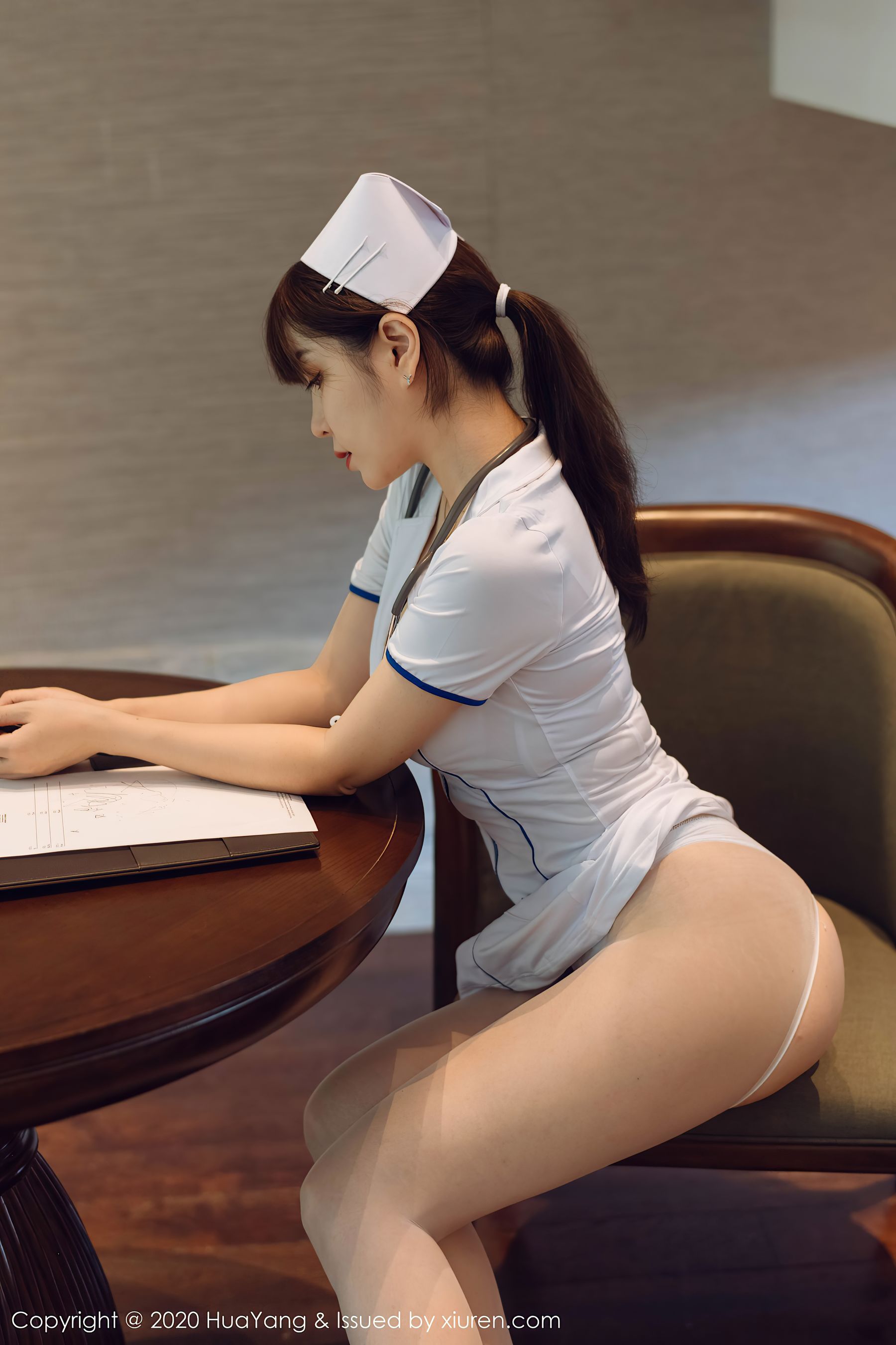 [花漾HuaYang] Vol.330 王雨纯 - 护士长的私人温柔体贴服务哦~