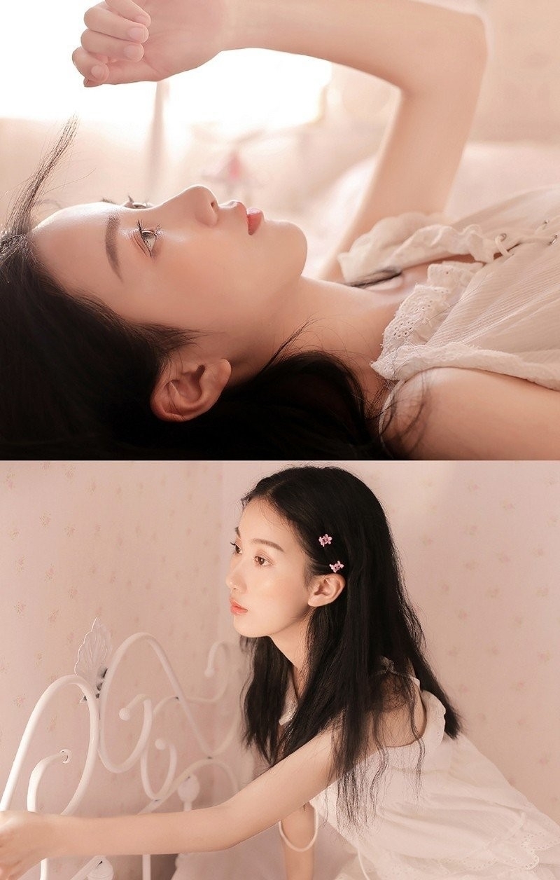 长发美女吊带香肩室内个人写真