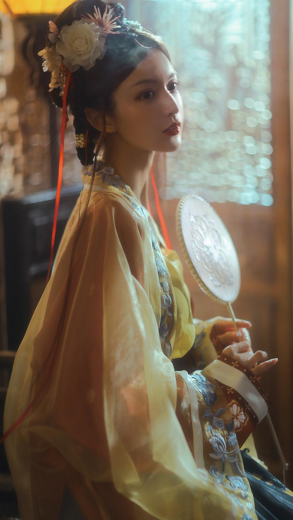 古装美女杏眼桃腮唯美古风摄影